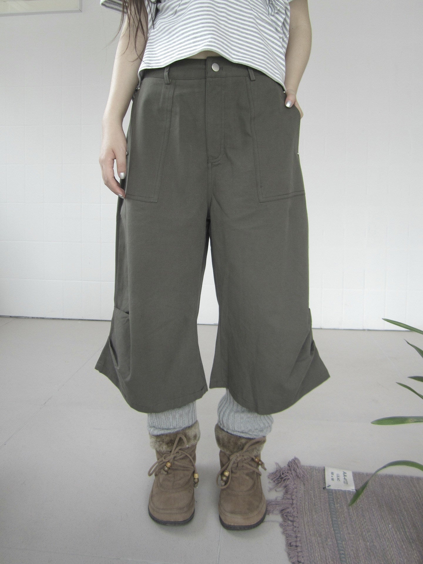ang_project_Army_Green_Pressed_Pleat_Rivet_Flared_Wide_Leg_Women&