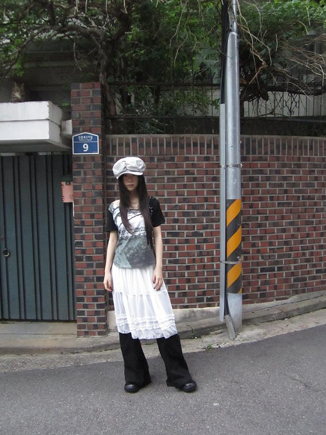 Updateang project Asymmetric Shoulder Color Block Print Tee