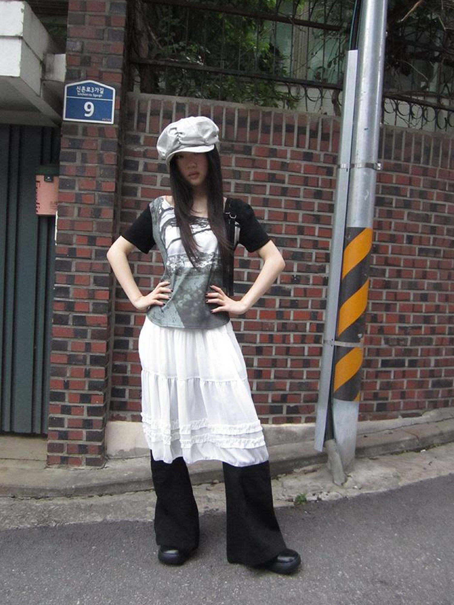 Updateang project Asymmetric Shoulder Color Block Print Tee