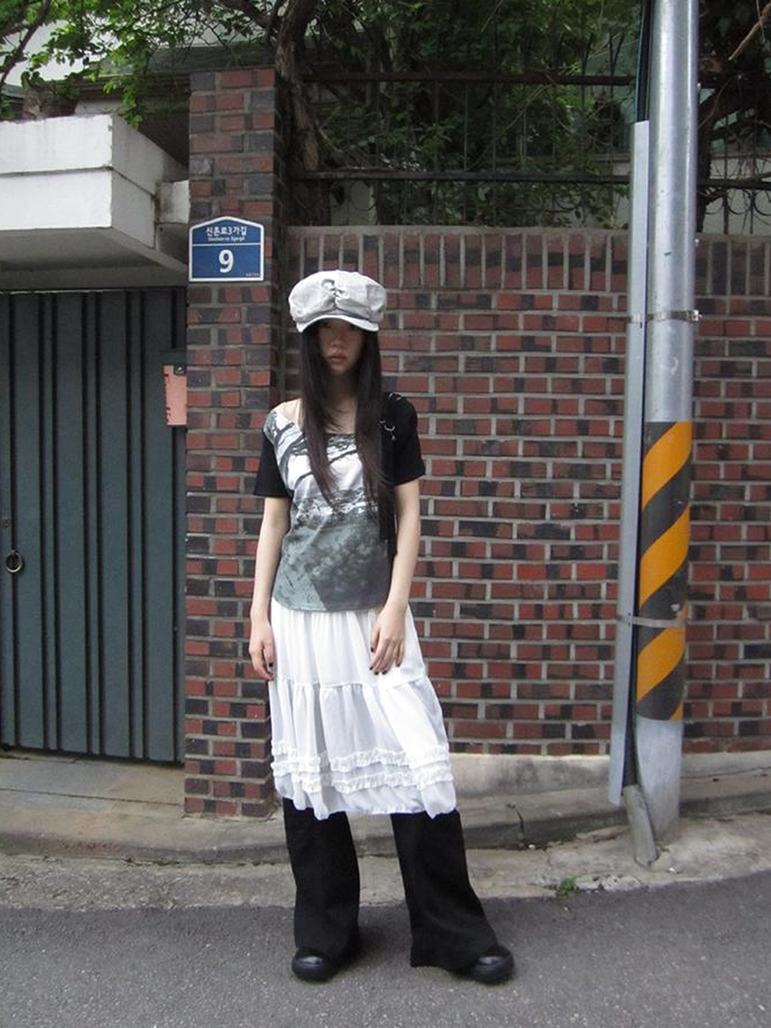 Updateang project Asymmetric Shoulder Color Block Print Tee