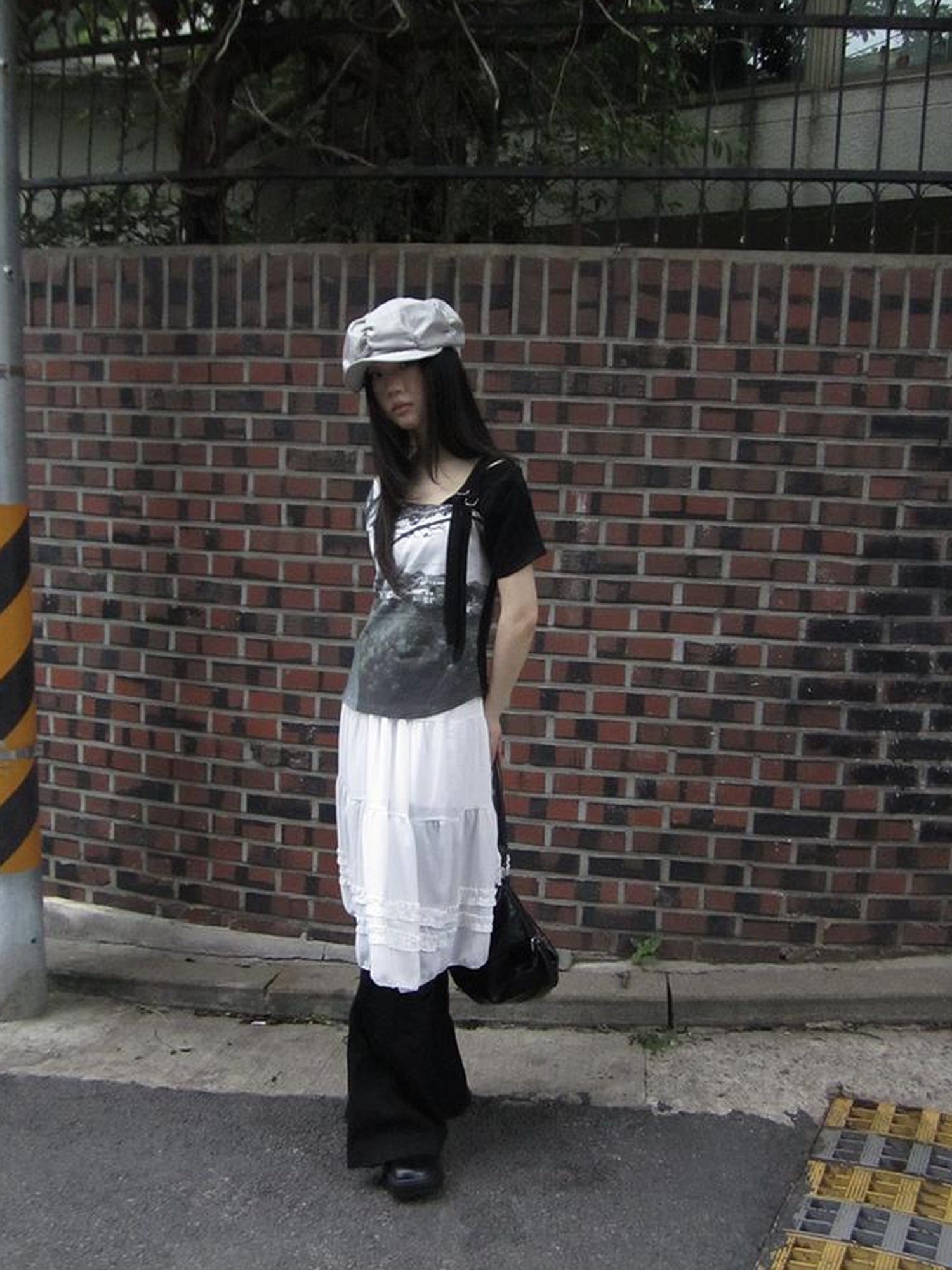 Updateang project Asymmetric Shoulder Color Block Print Tee