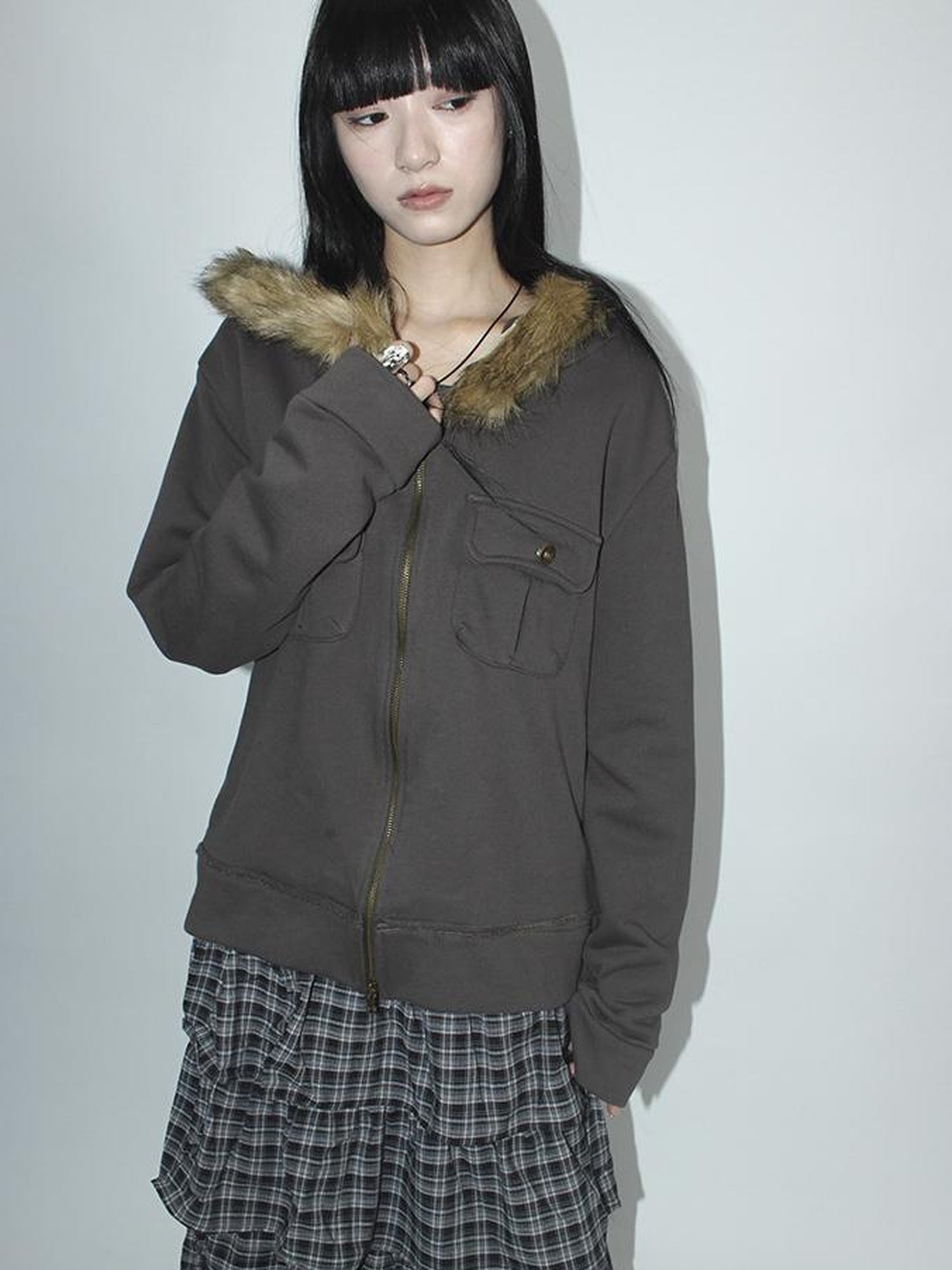 Updateang project Detachable Fur Hooded Fleece Sweatshirt With Pockets