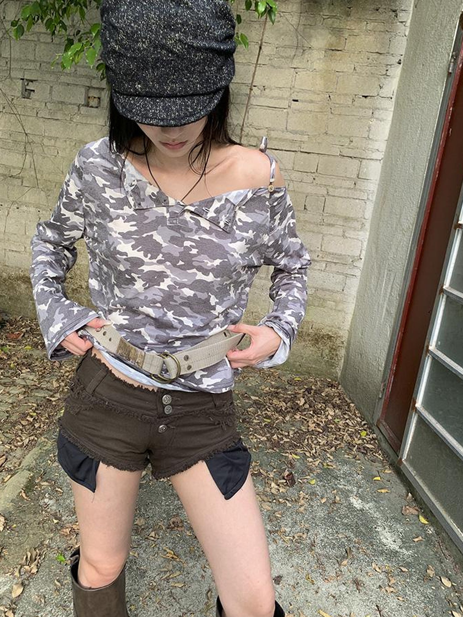 Updateang project Distressed Camo Asymmetric Slit V Neck Long Sleeve T Shirt