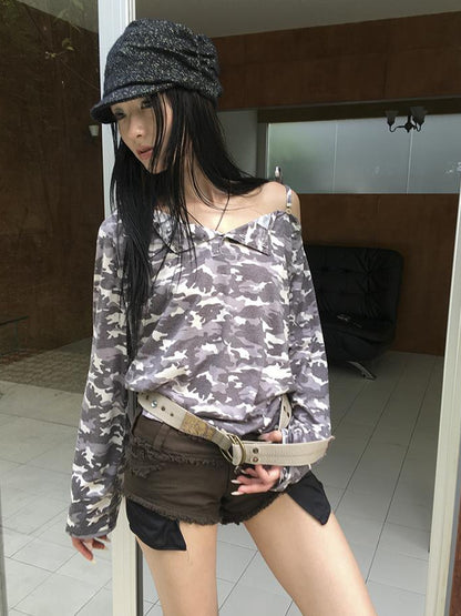 Updateang project Distressed Camo Asymmetric Slit V Neck Long Sleeve T Shirt