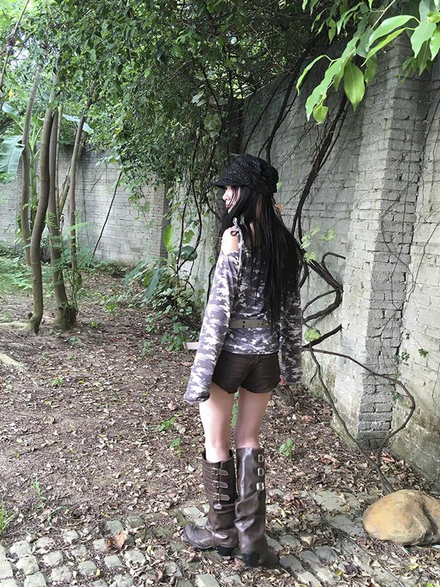 Updateang project Distressed Camo Asymmetric Slit V Neck Long Sleeve T Shirt