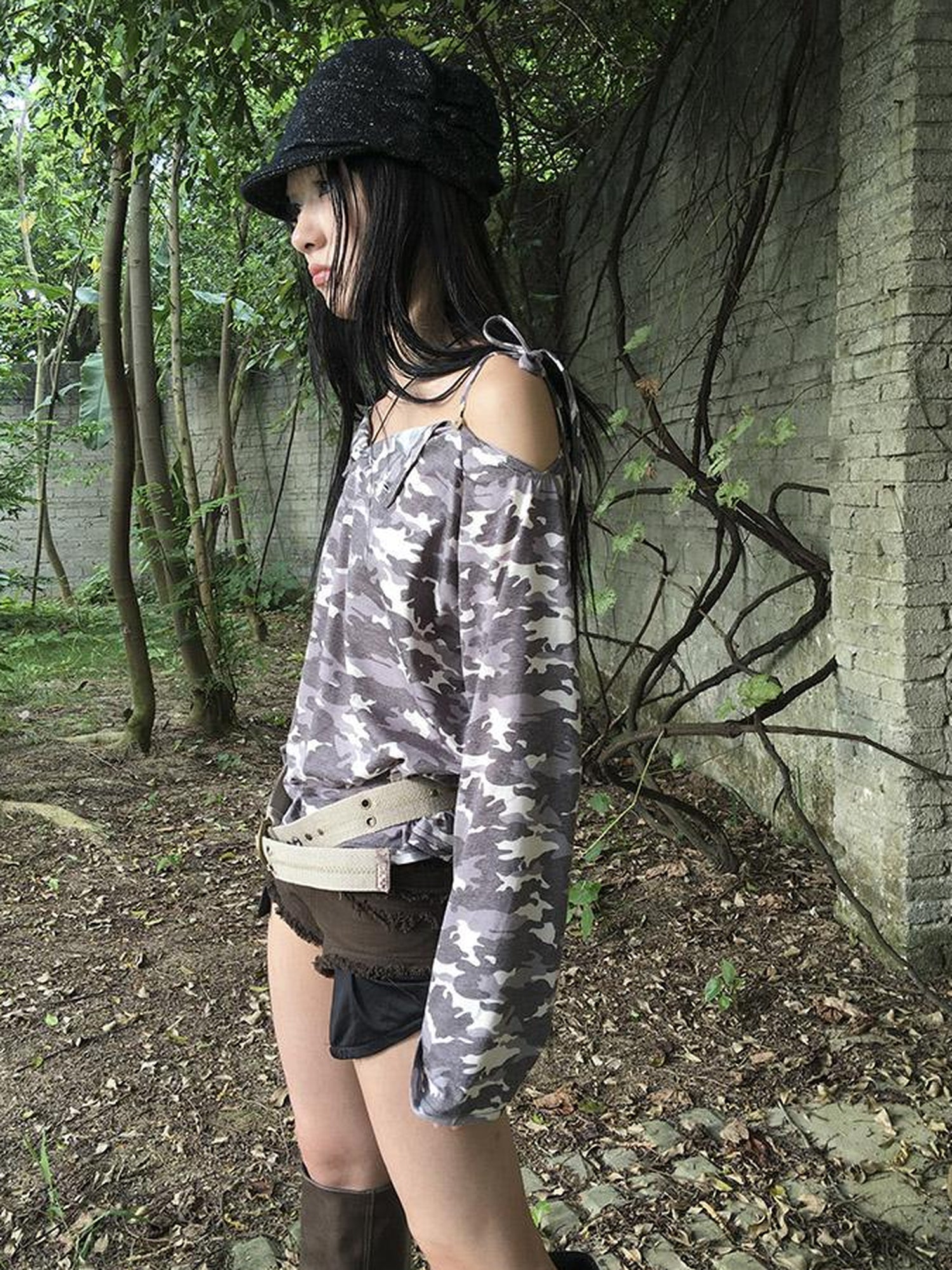 Updateang project Distressed Camo Asymmetric Slit V Neck Long Sleeve T Shirt