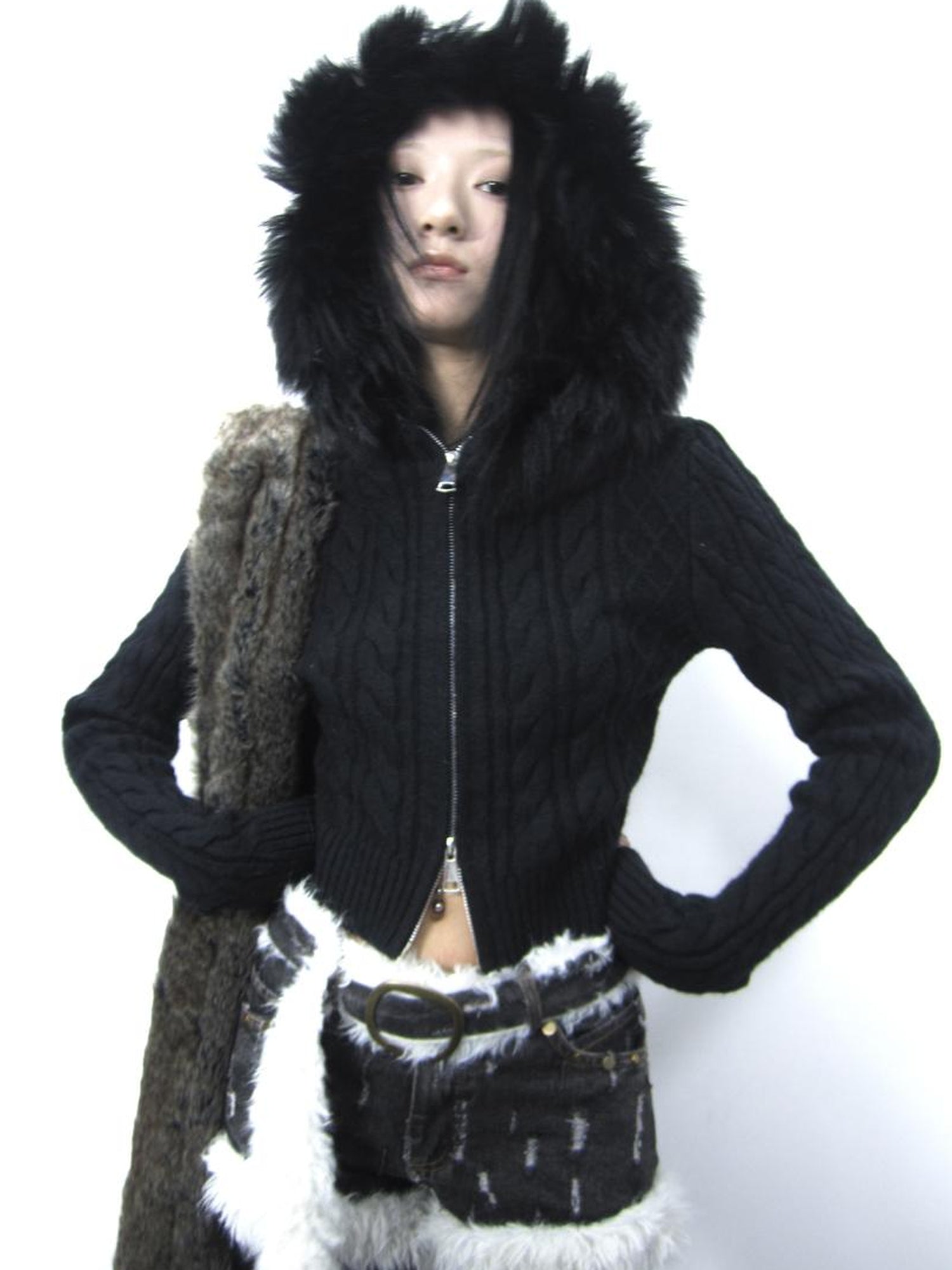 ang project Distressed Denim Shorts With Frayed Hem And Fur Trim