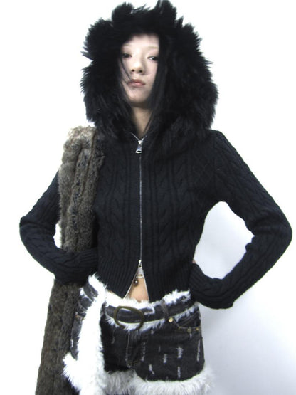 ang project Distressed Denim Shorts With Frayed Hem And Fur Trim