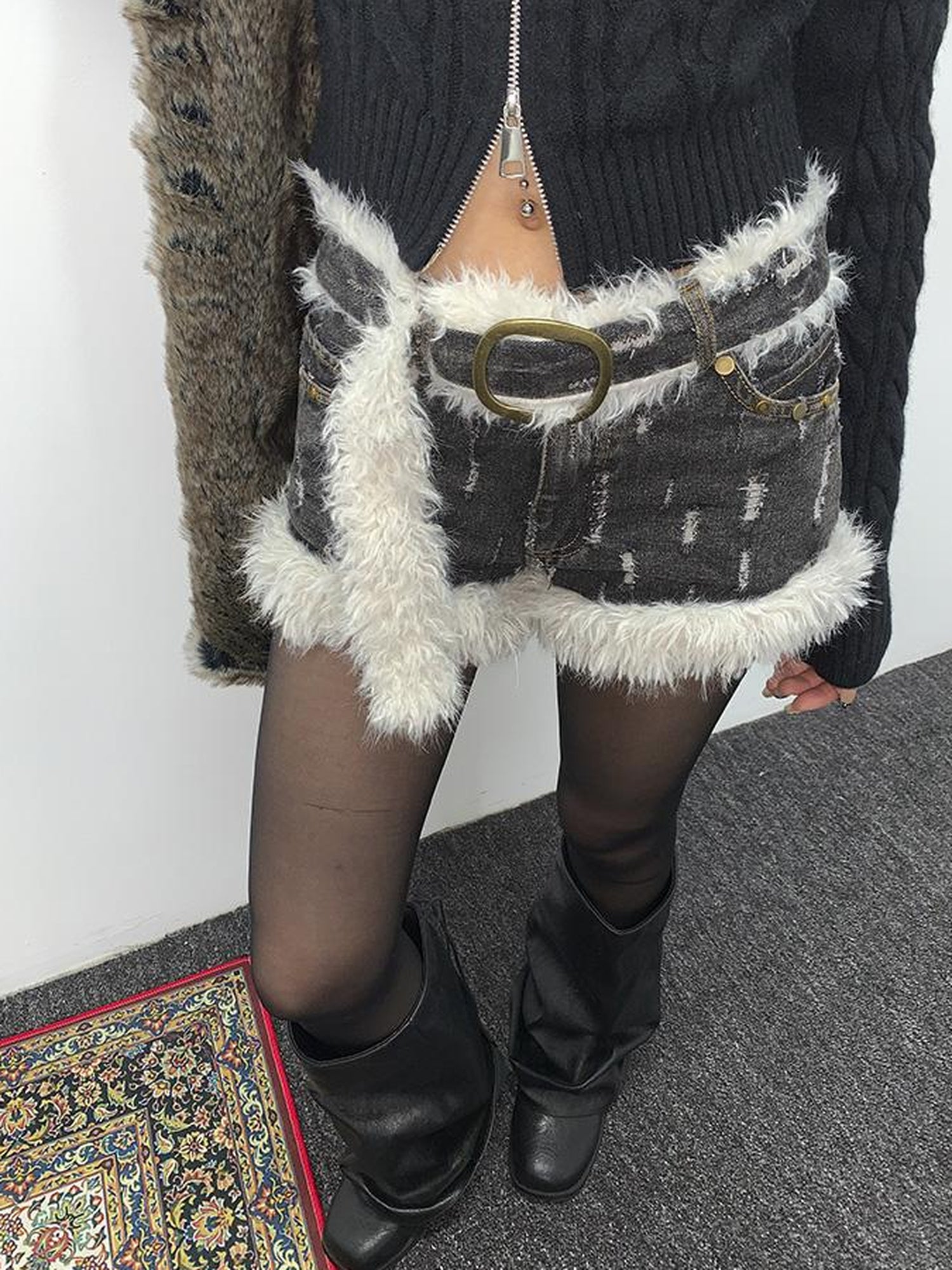 ang project Distressed Denim Shorts With Frayed Hem And Fur Trim