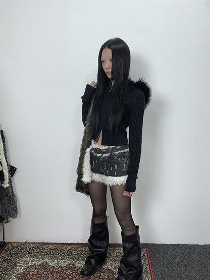 ang project Distressed Denim Shorts With Frayed Hem And Fur Trim