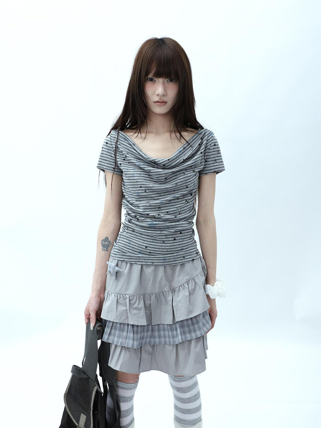 ang project Grey Striped Star Print Stacked Neck Women&