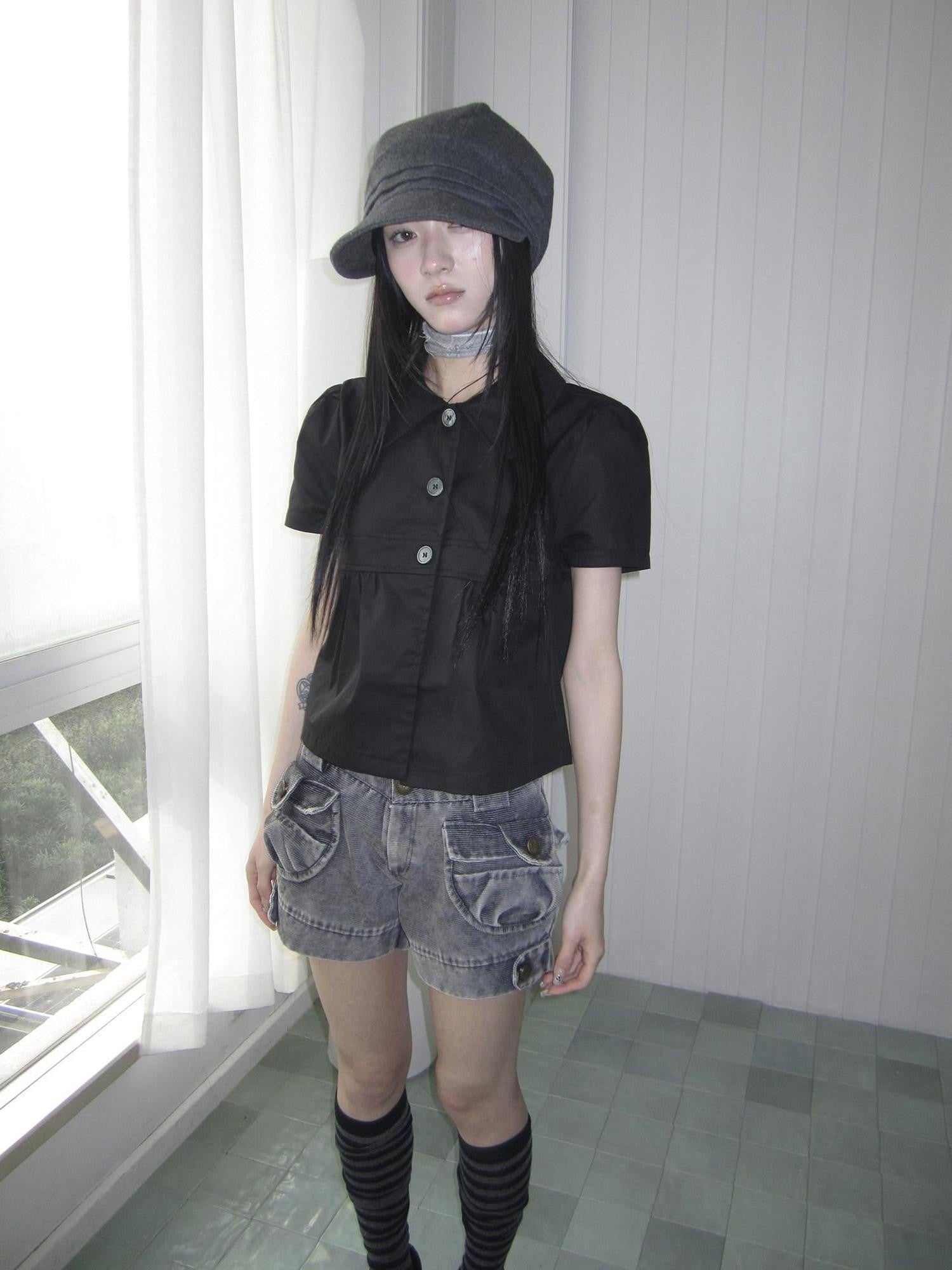 ang project Korean Pleated Three Button Collared Short Sleeve Cropped Women&