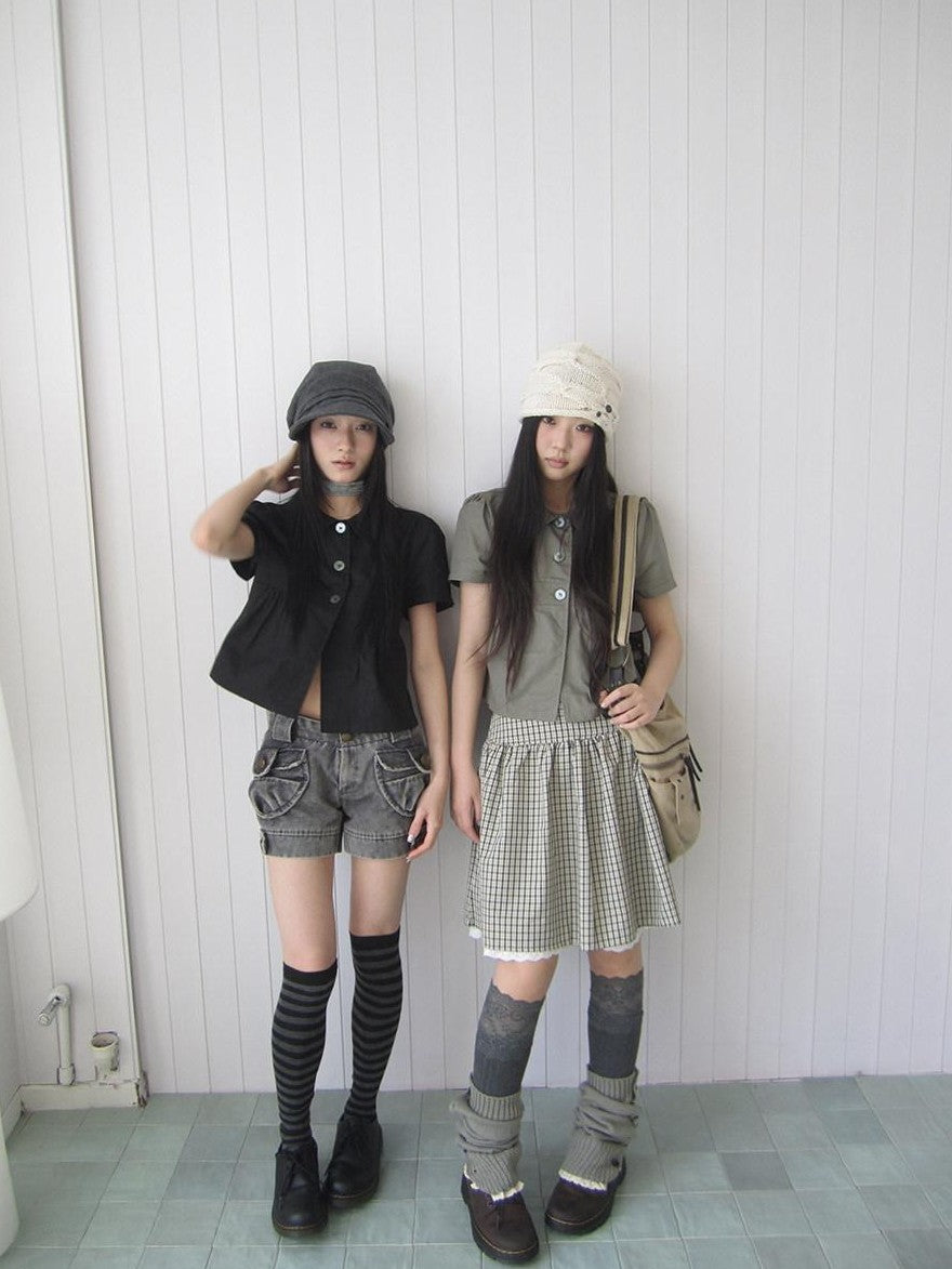 ang project Korean Pleated Three Button Collared Short Sleeve Cropped Women&