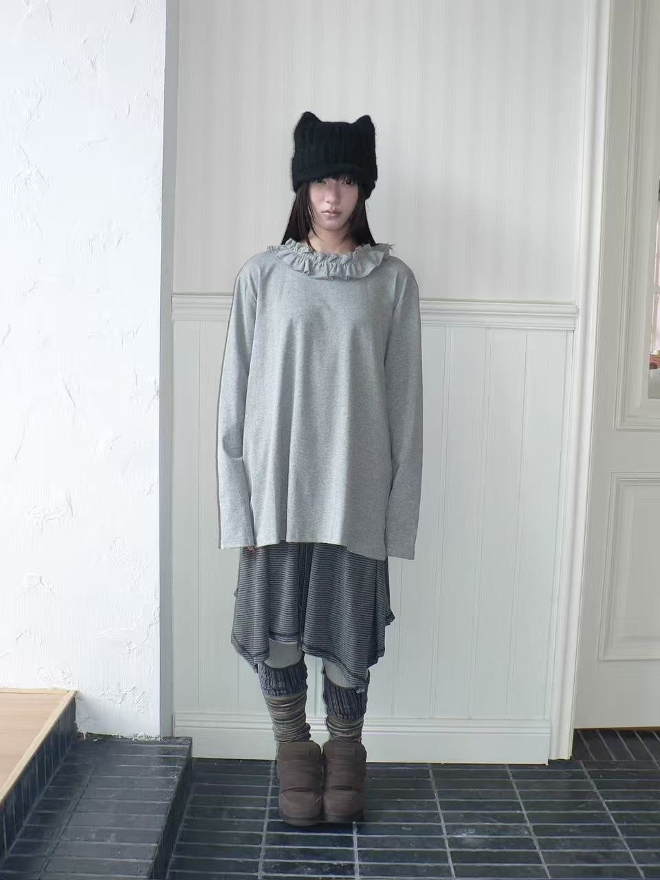 ang_project_Korean_Ruffle_Trim_Solid_Color_Loose_Fit_Women&