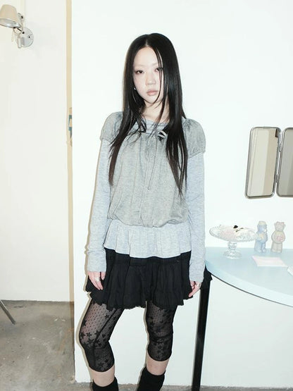 Millennial Lace Star Print Stretch Capri Leggings