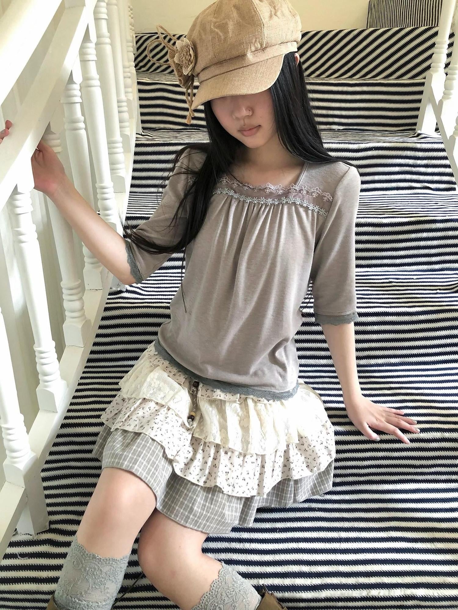 ang project Oatmeal Grey Lace Trim Spliced Square Neck Fitted Women&
