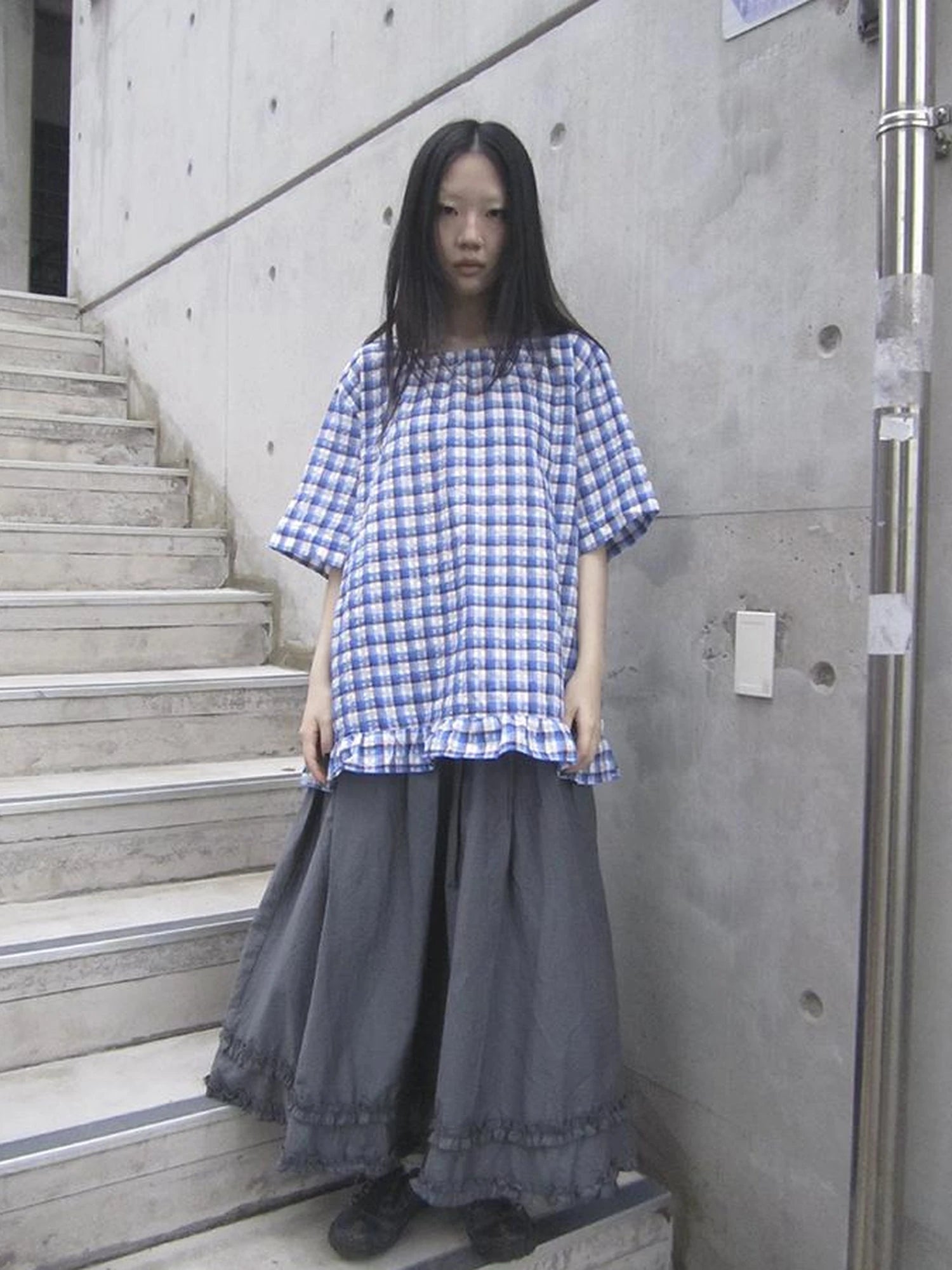 Retro Gray A Line Skirt With Lace Hem And Elastic Waist