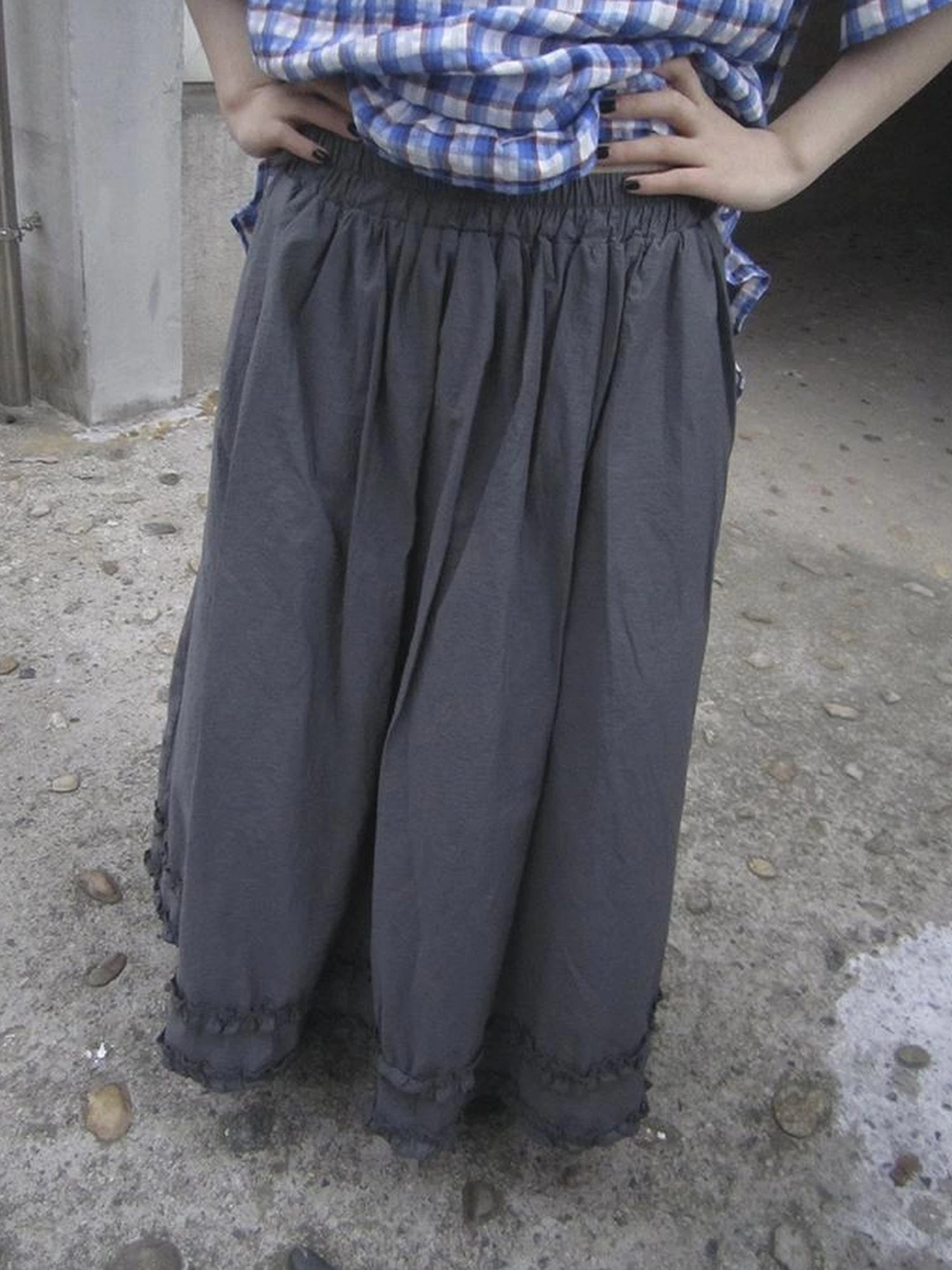 Retro Gray A Line Skirt With Lace Hem And Elastic Waist