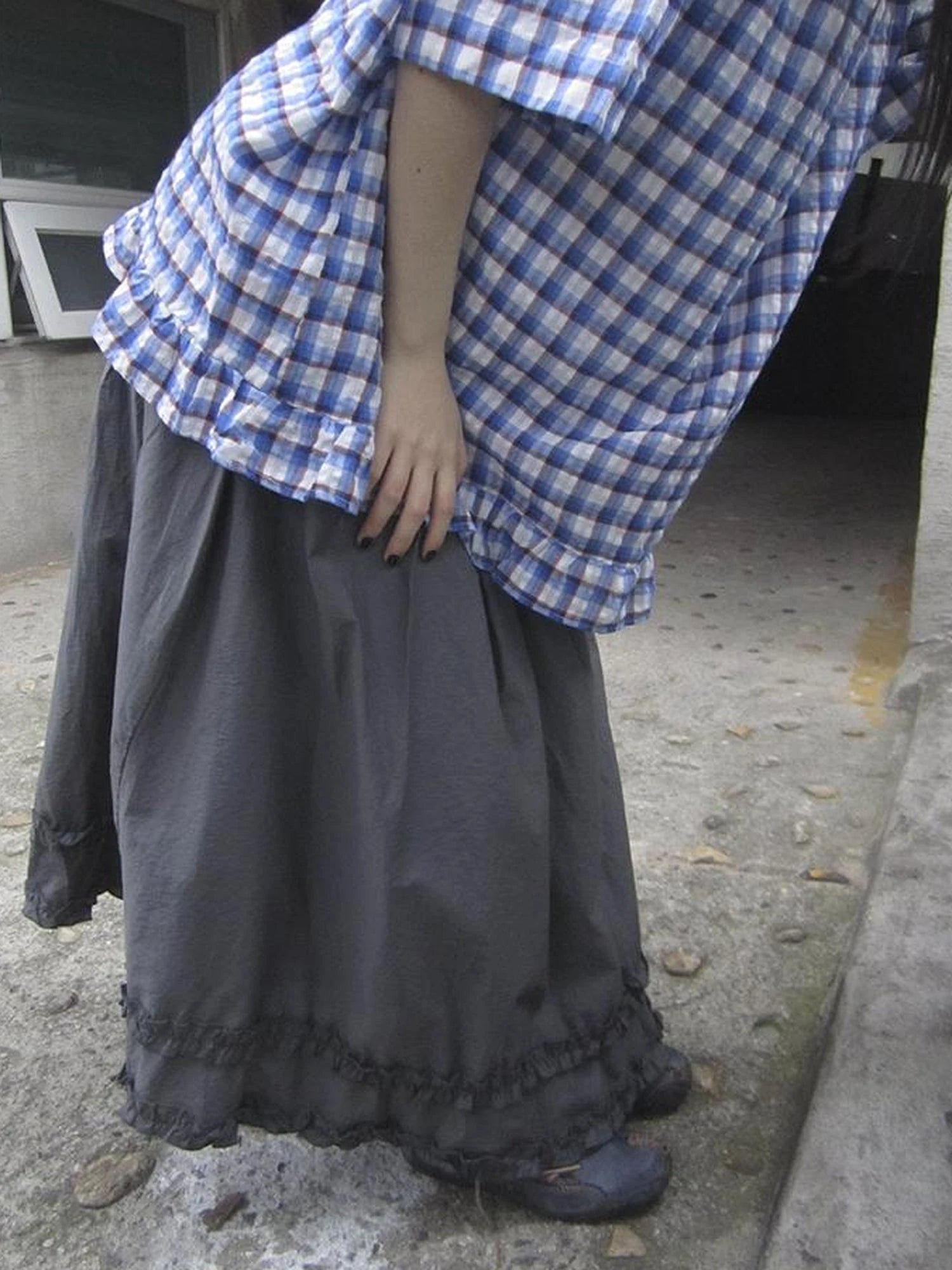 Retro Gray A Line Skirt With Lace Hem And Elastic Waist