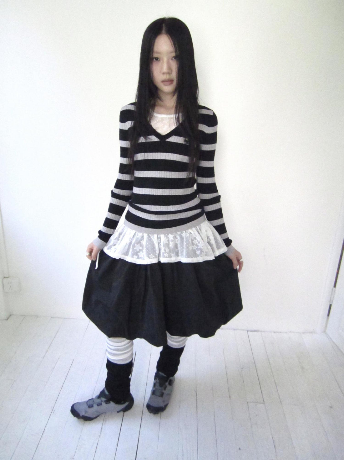 Updateang project Retro Stripe Colorblock V-Neck Slimming Knit Top