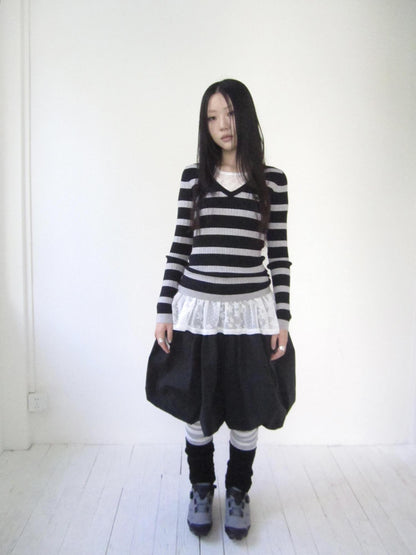Updateang project Retro Stripe Colorblock V-Neck Slimming Knit Top