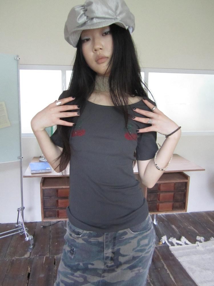 ang project Rhinestone Solid Slim Crew Neck Women&