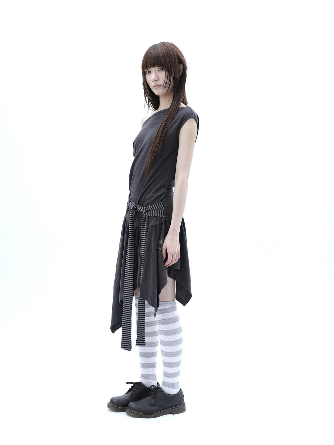 ang project Rhinestone Striped Asymmetric Hem Women&