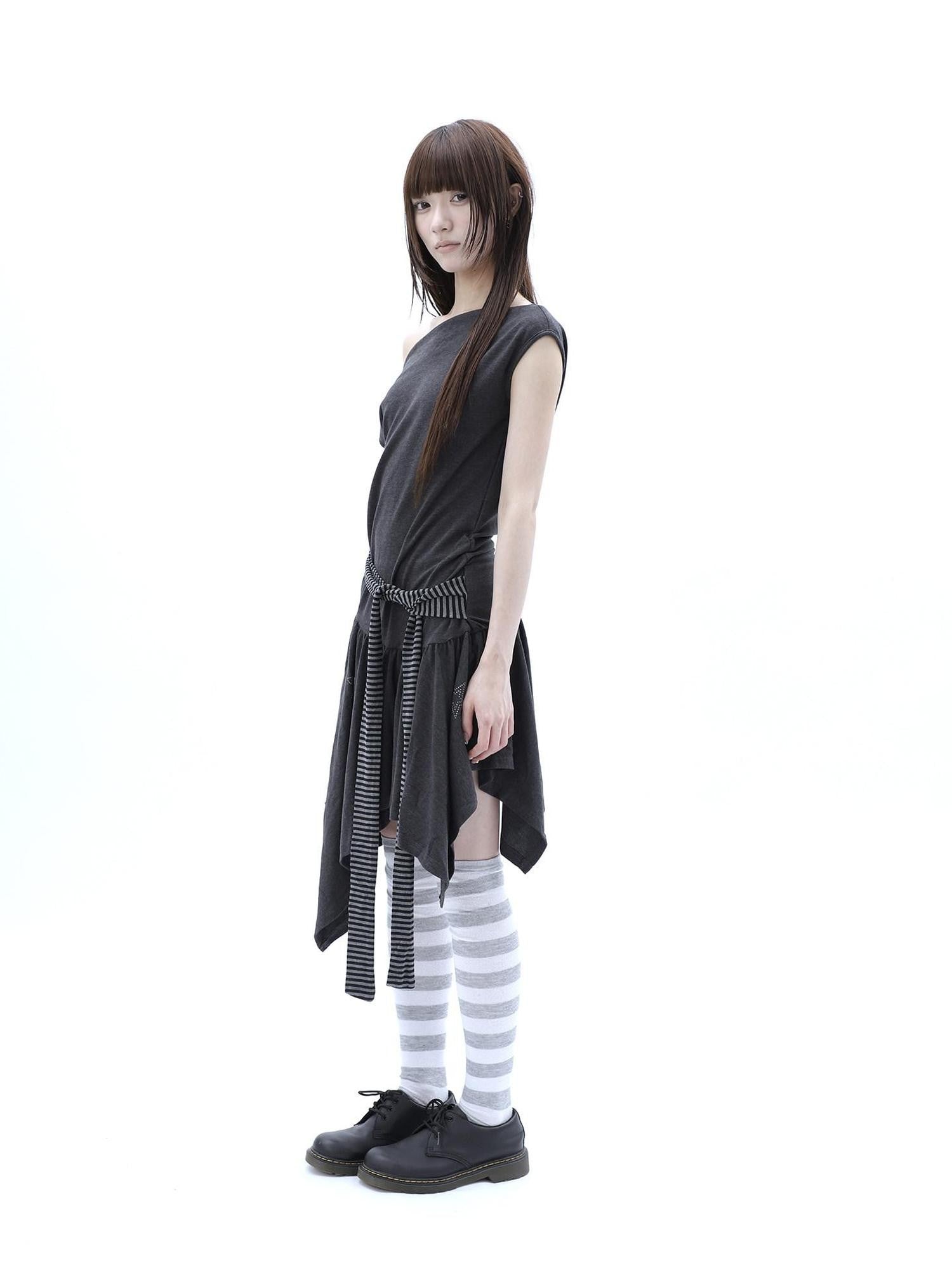 ang project Rhinestone Striped Asymmetric Hem Women&