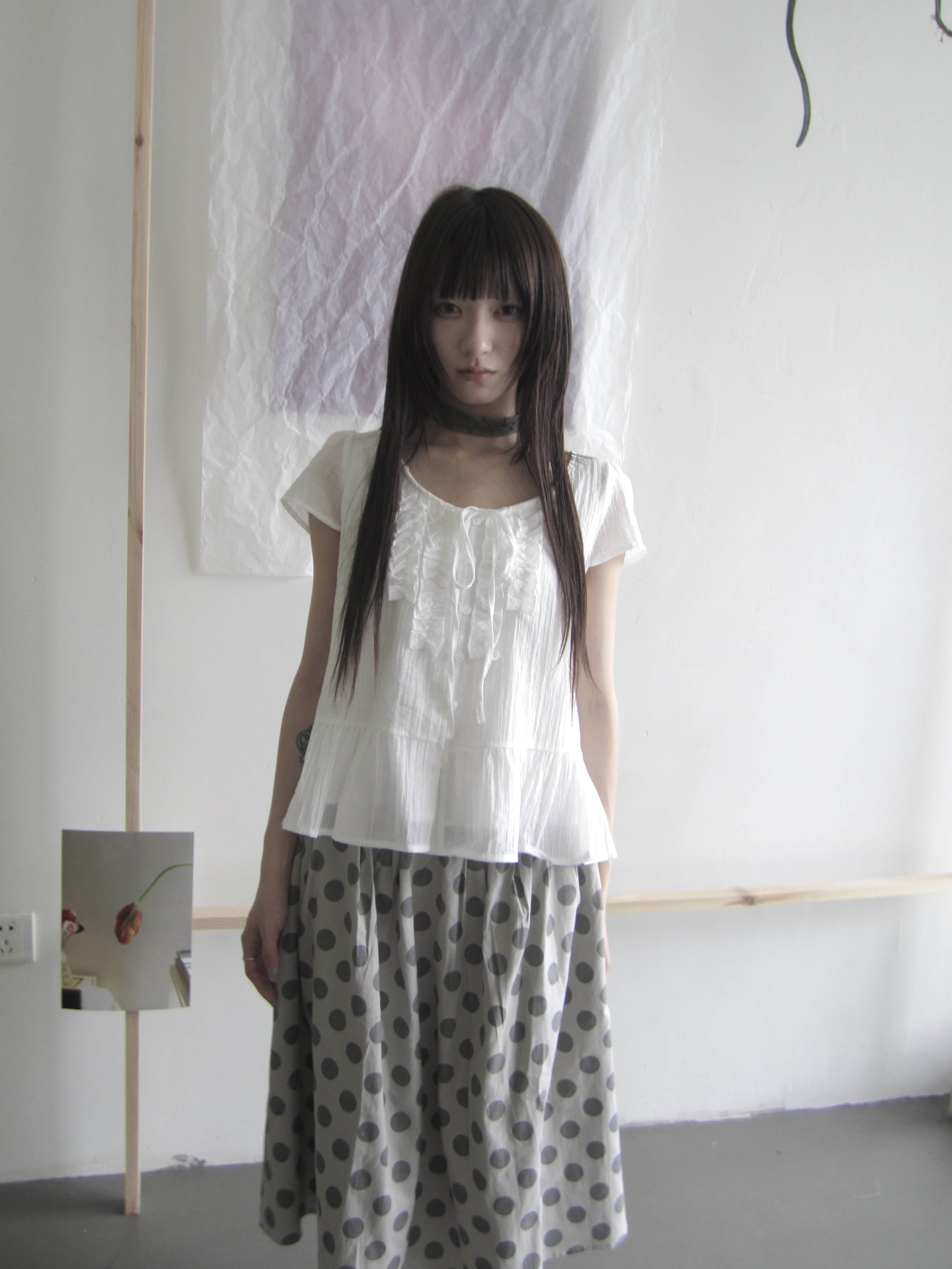 ang_project_Ruffle_Edge_Bow_Tie_Button_Women&