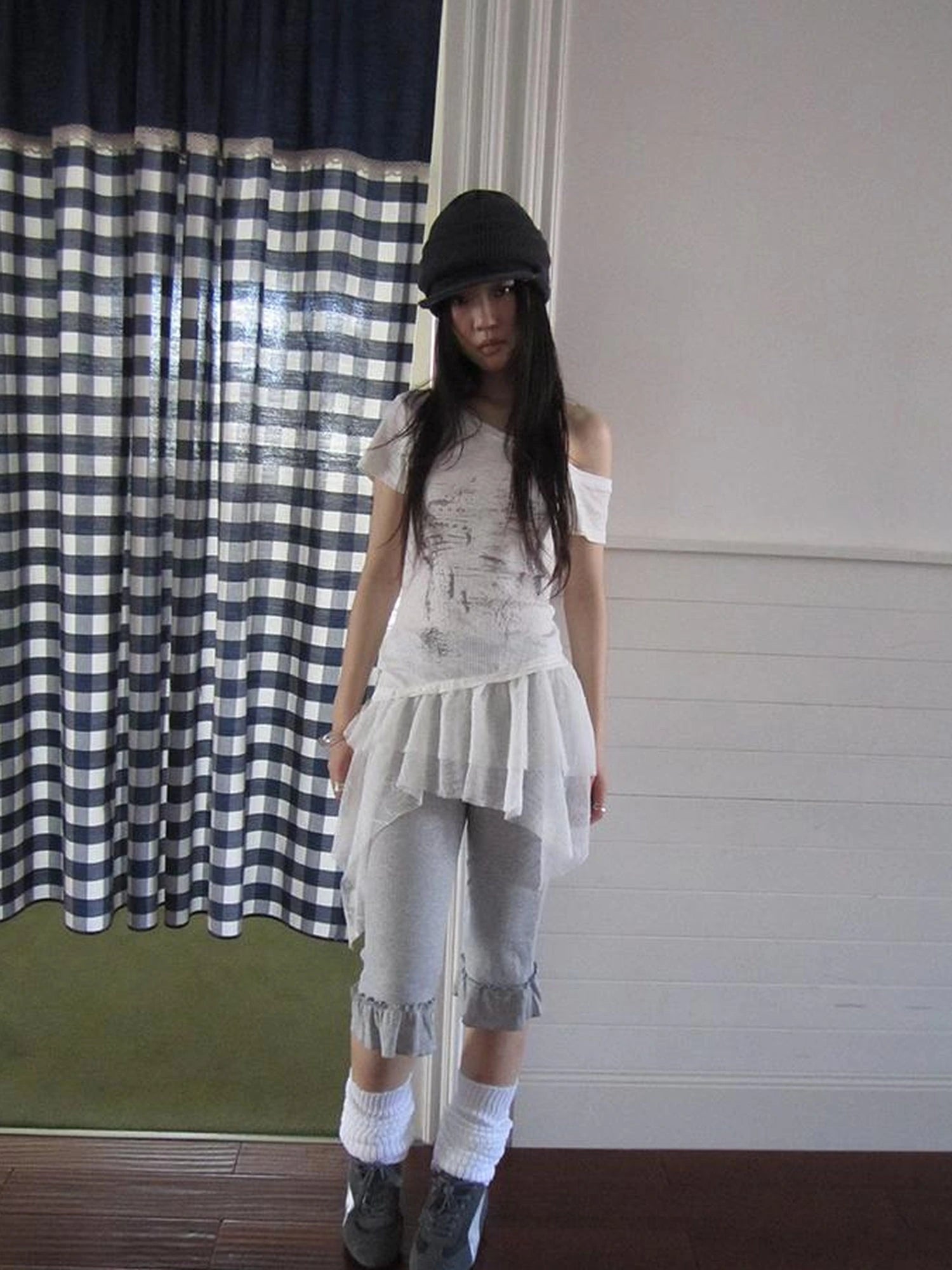 Summer Elastic Waist Ruffled Hem Slimming Shorts