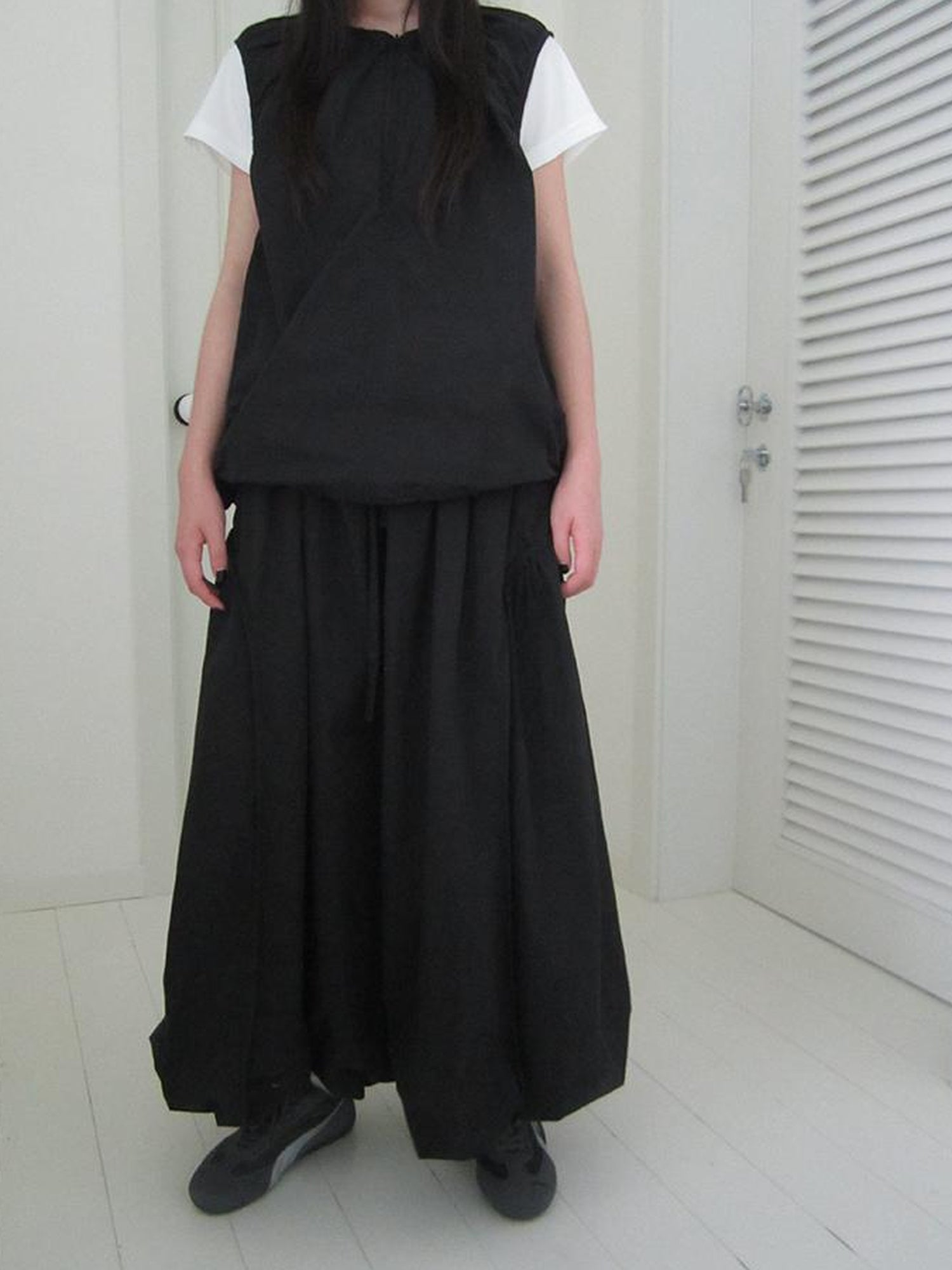 ang project Vintage Black Drawstring Bloom Skirt with Ruffled Hem