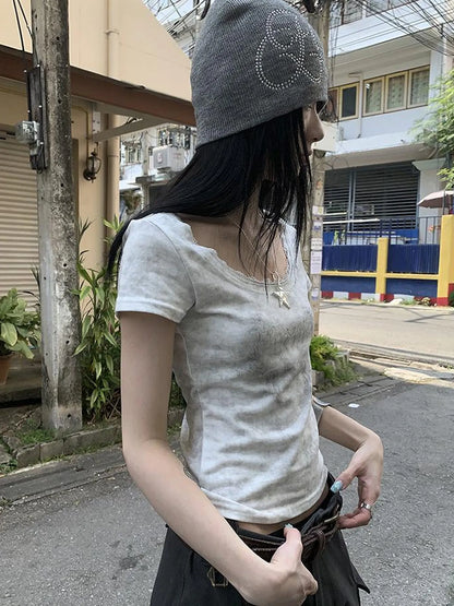 Vintage Floral Lace Collar Stretch Slim Tee