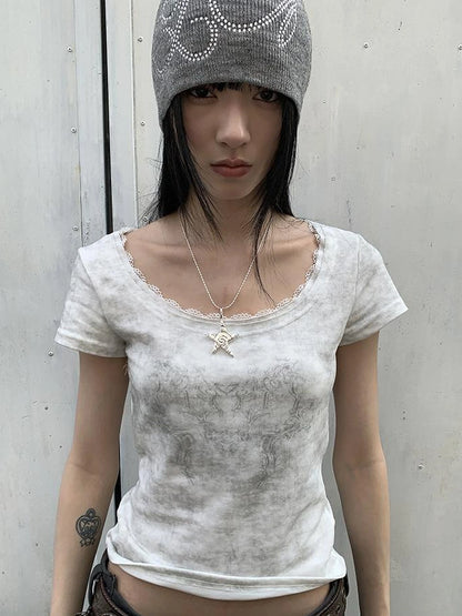 Vintage Floral Lace Collar Stretch Slim Tee