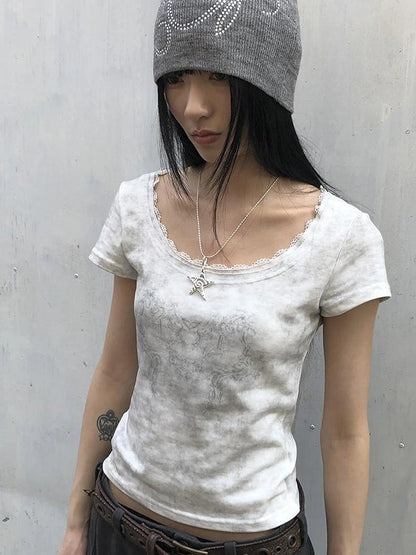 Vintage Floral Lace Collar Stretch Slim Tee