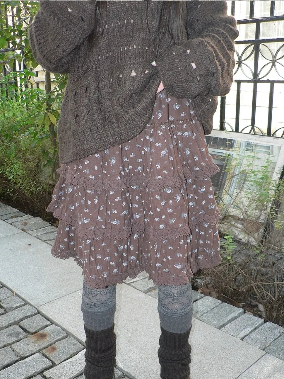 ang project Vintage Floral Lace Trim Tiered Midi Skirt Skirt