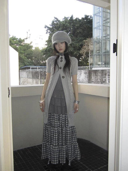 Vintage Gray Mid Length Half Zip Knit Sweater Short Sleeve