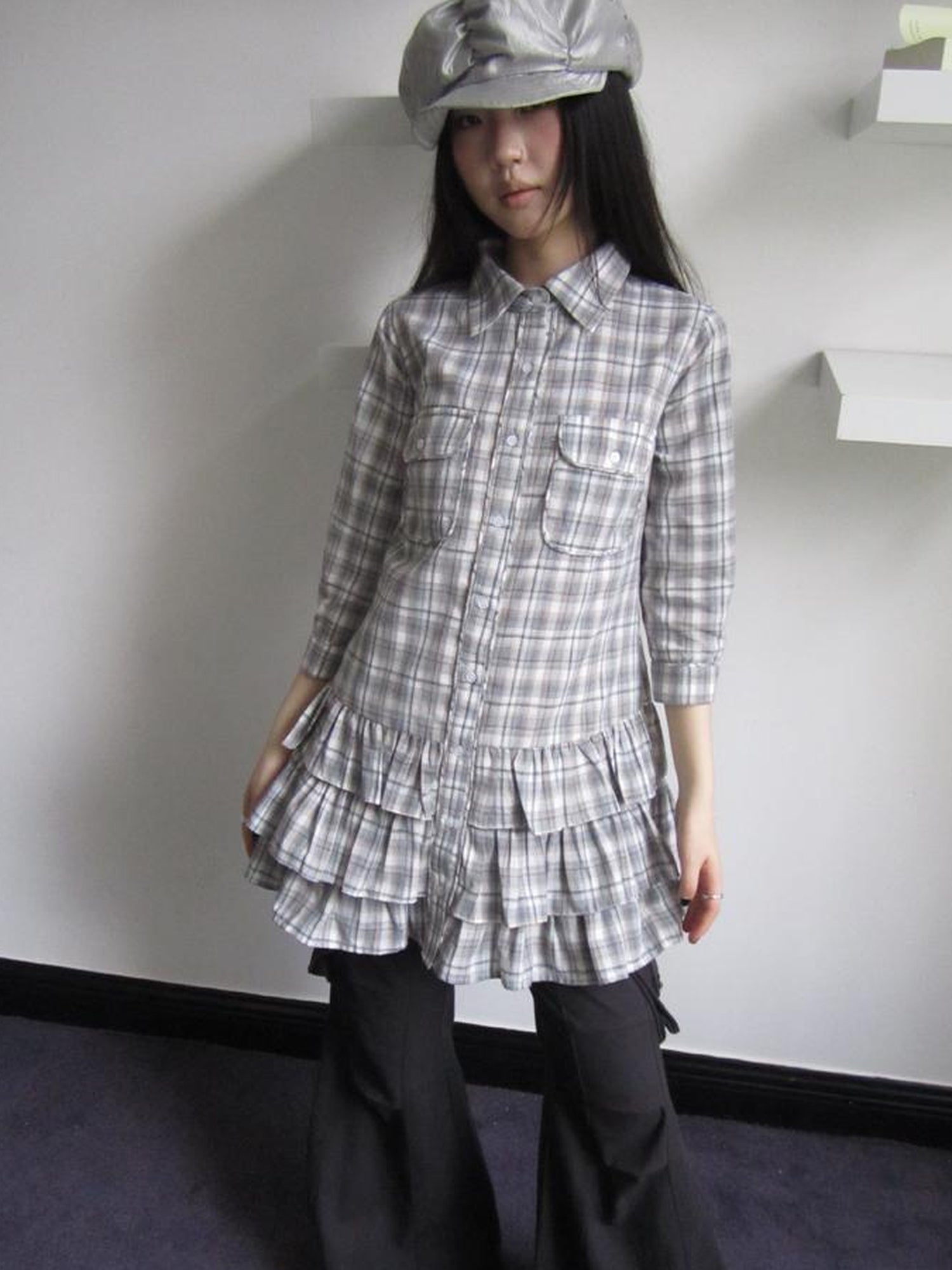ang project Vintage Grey Plaid Layered Hem Short Sleeve Shirt