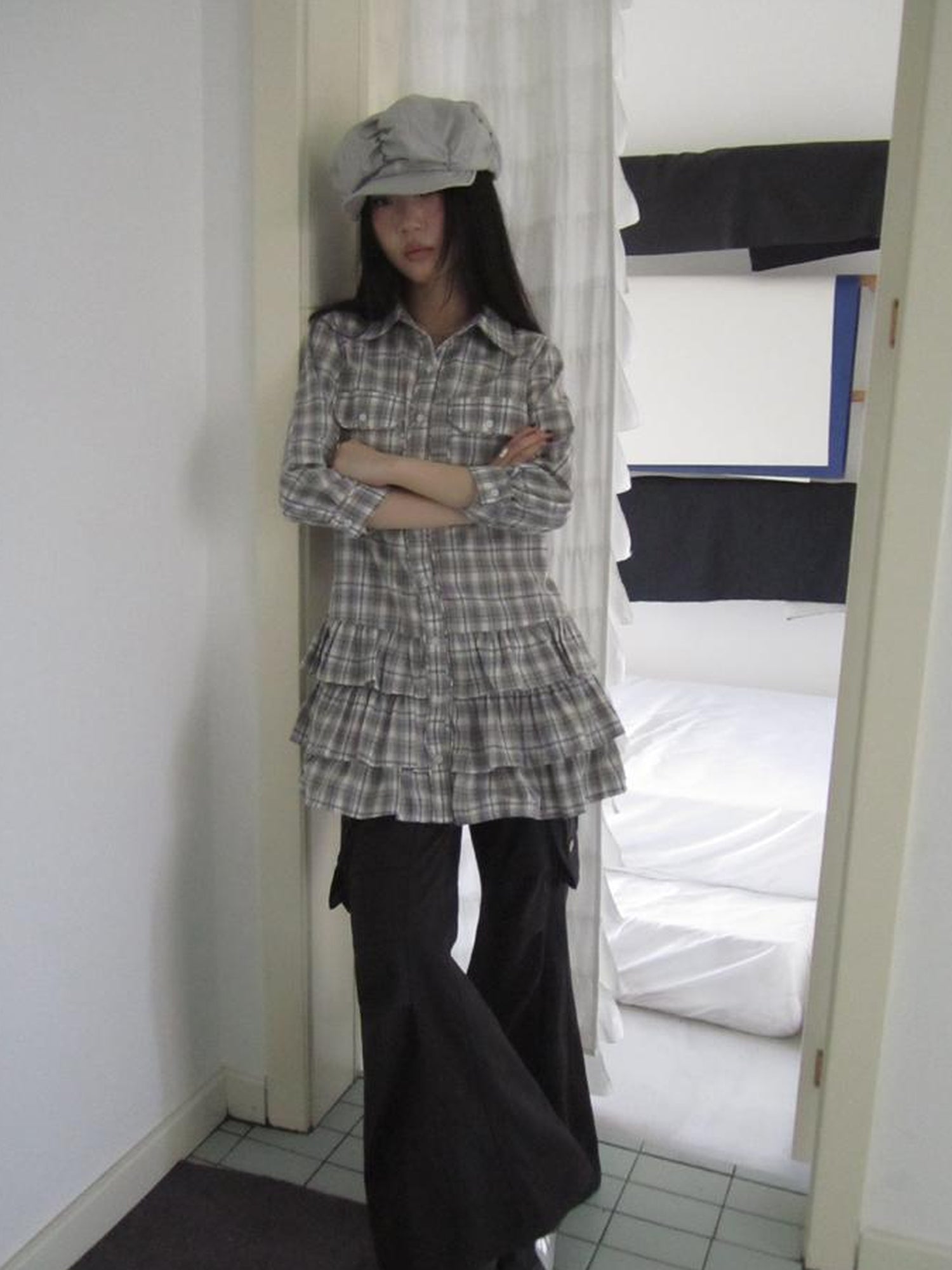 ang project Vintage Grey Plaid Layered Hem Short Sleeve Shirt