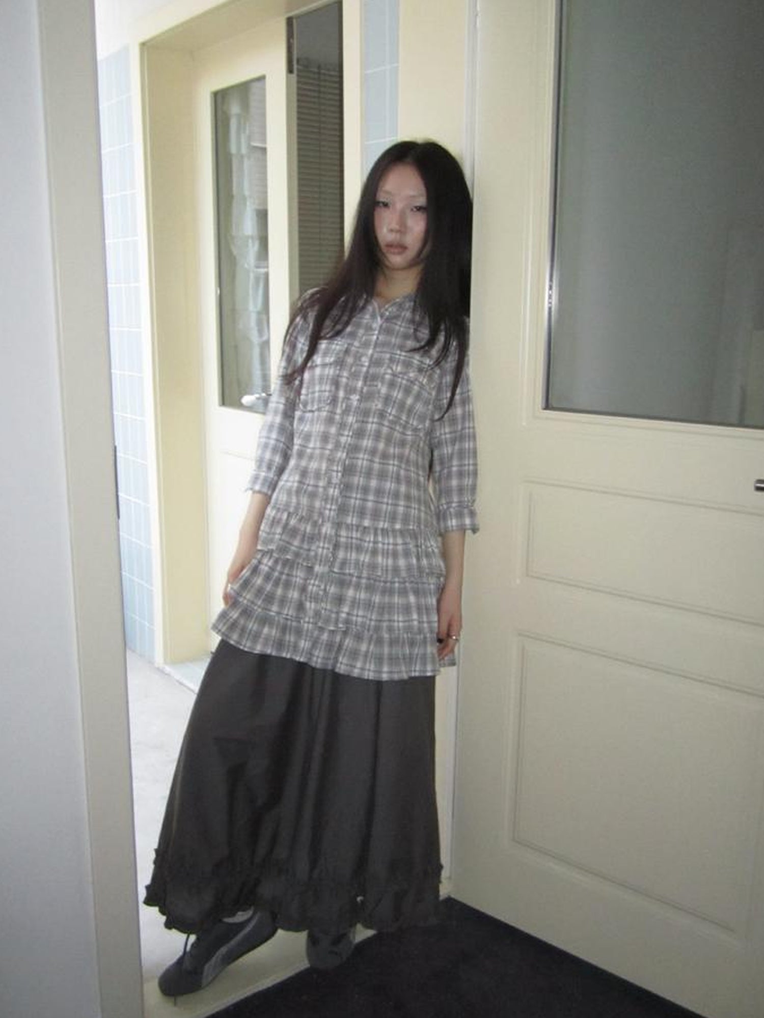 ang project Vintage Grey Plaid Layered Hem Short Sleeve Shirt