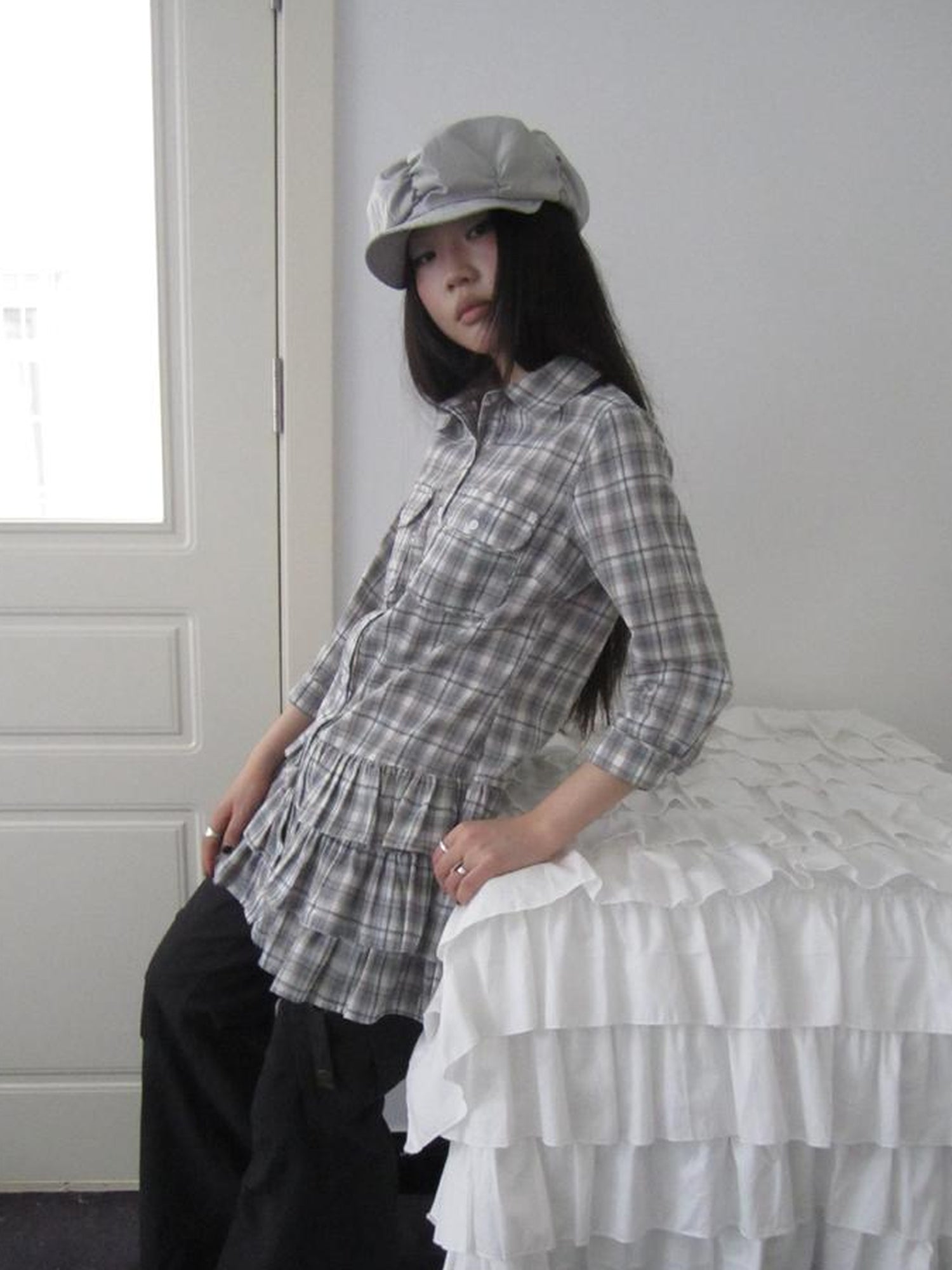 ang project Vintage Grey Plaid Layered Hem Short Sleeve Shirt