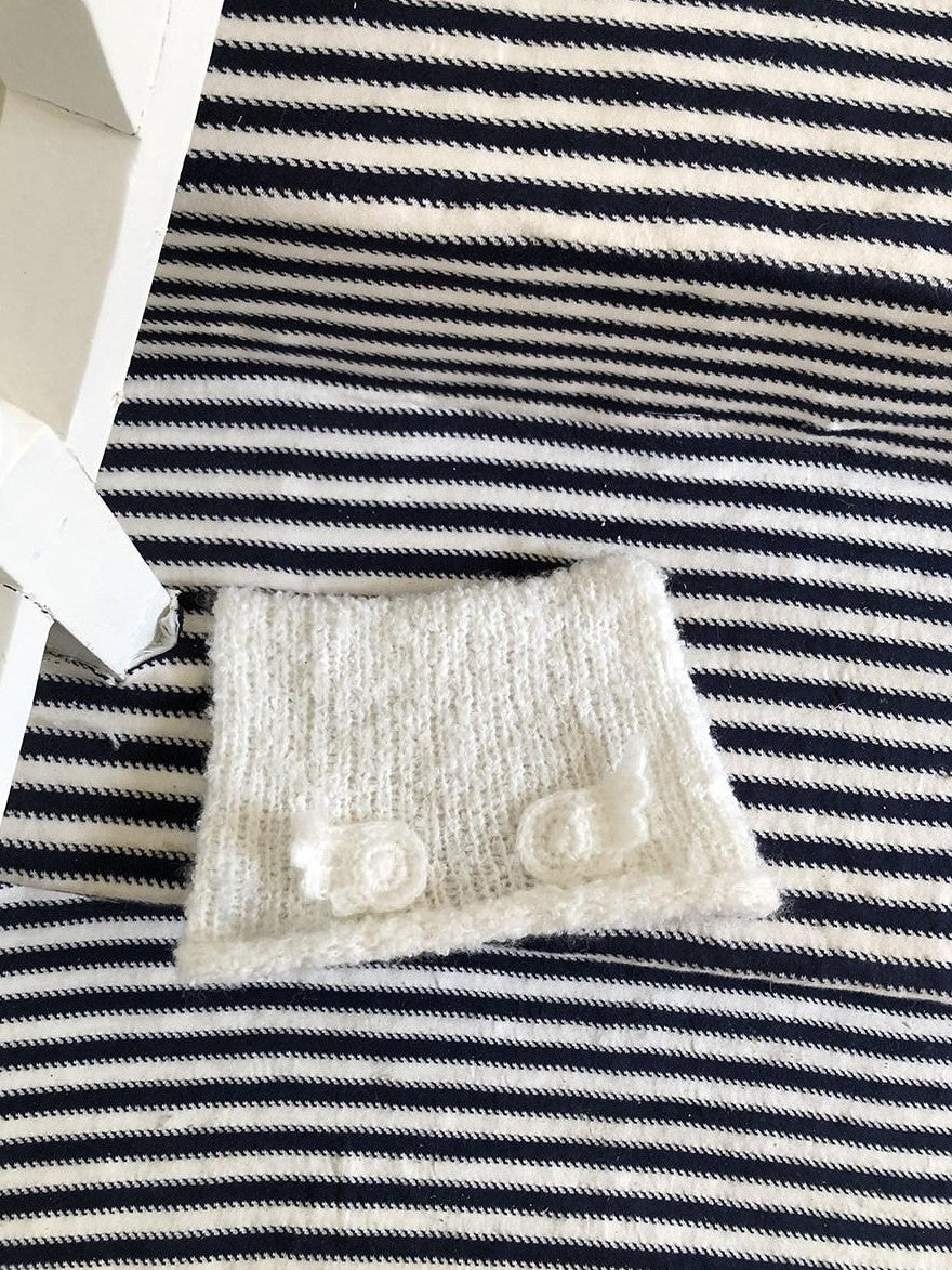 ang project Vintage Handknit Small Wing Cat Ear Women&