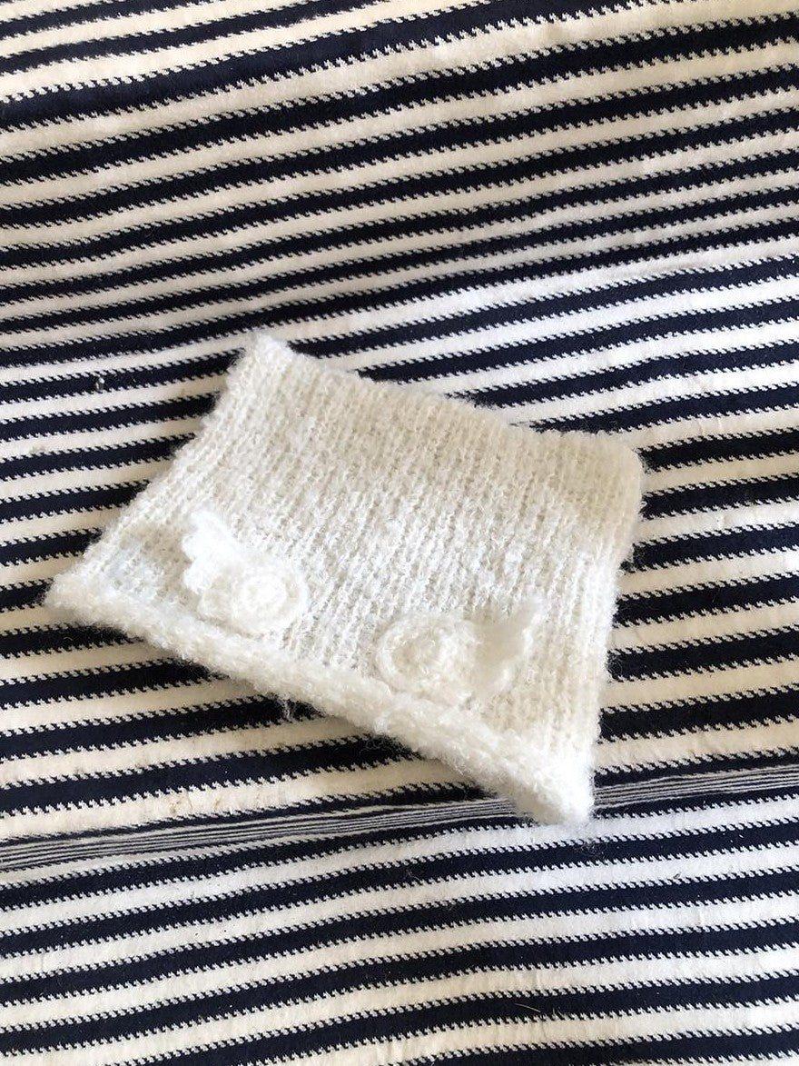 ang project Vintage Handknit Small Wing Cat Ear Women&