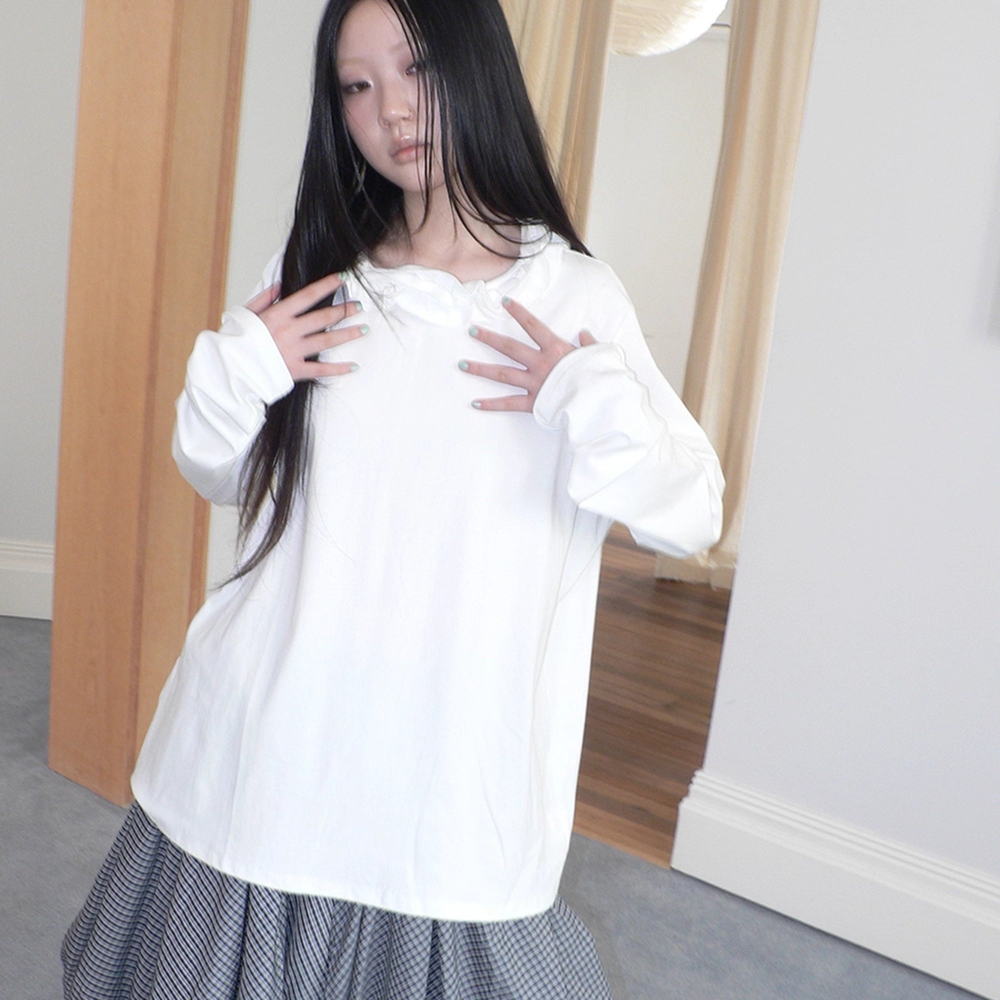 ang_project_Vintage_Lace_Collar_Oversized_Long_Sleeve_Tee_MISSTT