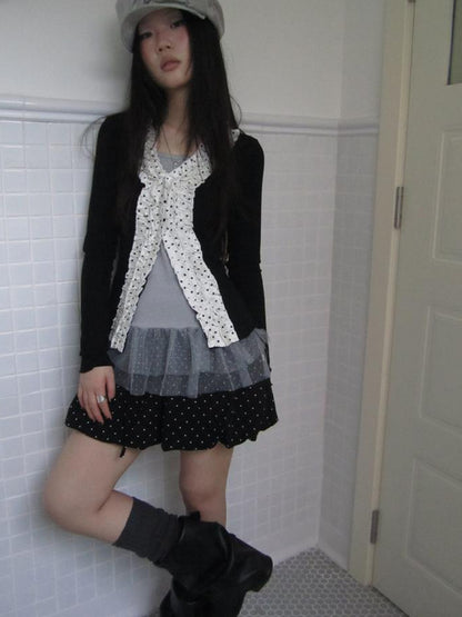 Updateang project Vintage Polka Dot Lace Trim V-Neck Long Sleeve Tee