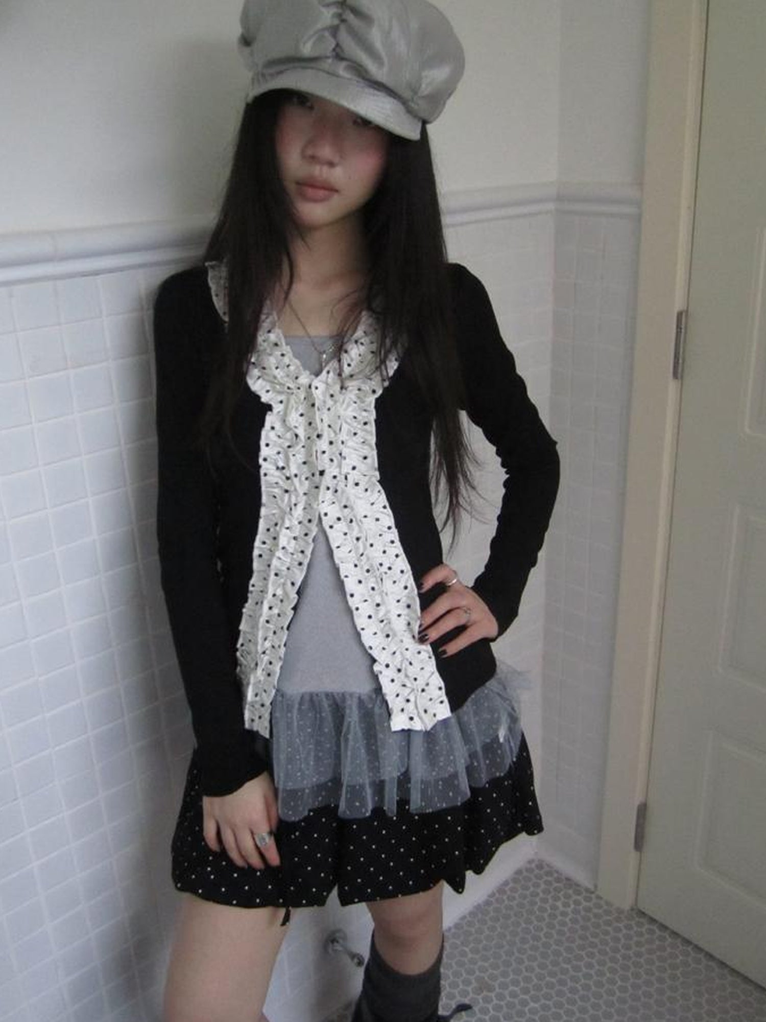 Updateang project Vintage Polka Dot Lace Trim V-Neck Long Sleeve Tee