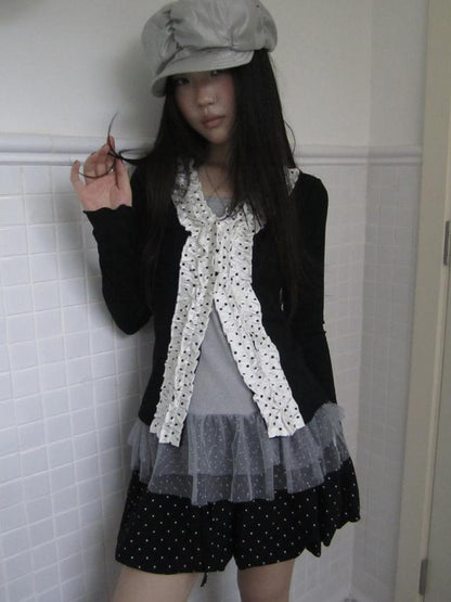 Updateang project Vintage Polka Dot Lace Trim V-Neck Long Sleeve Tee