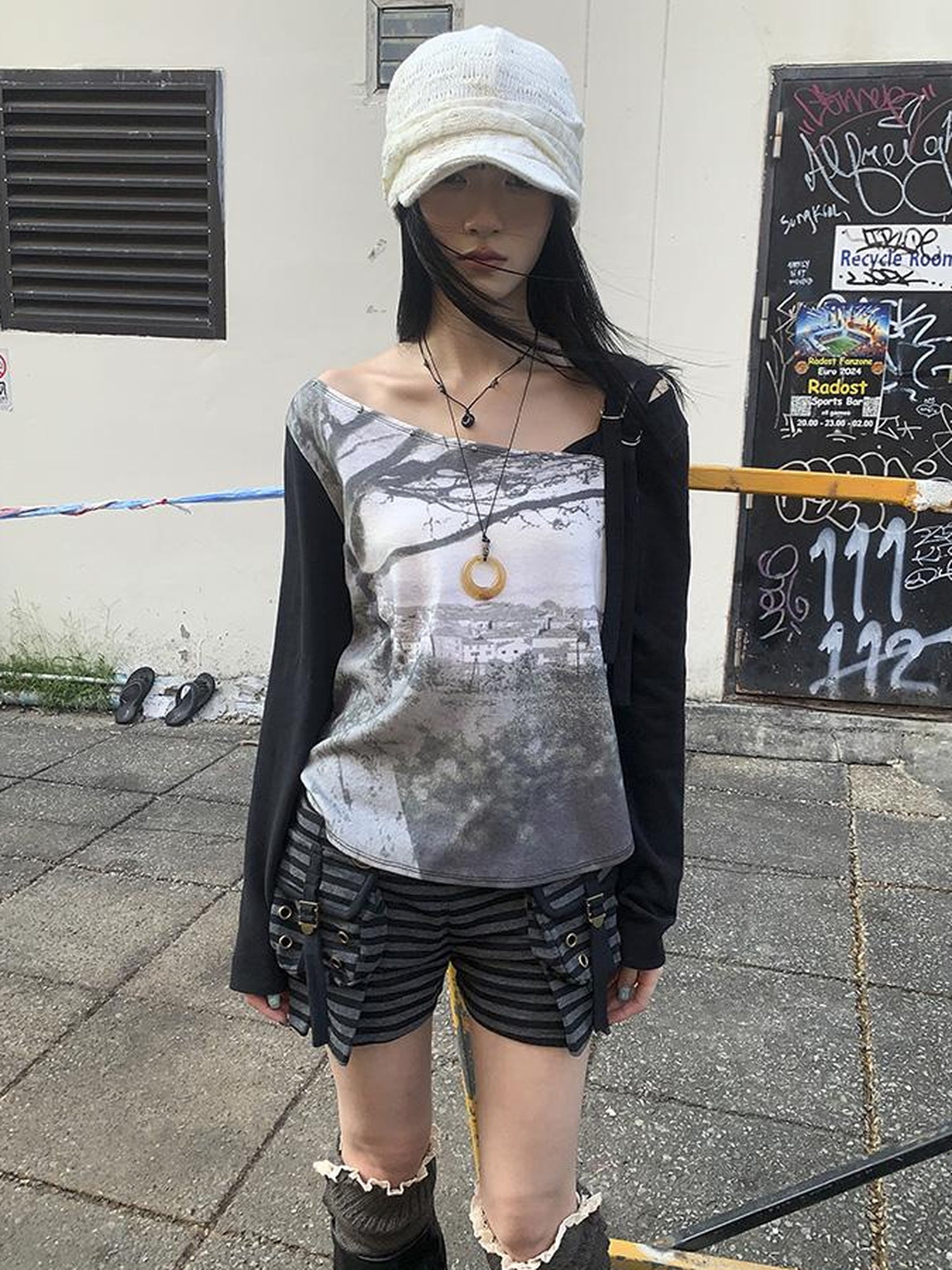 Updateang project Vintage Print Patchwork Sleeve Tee