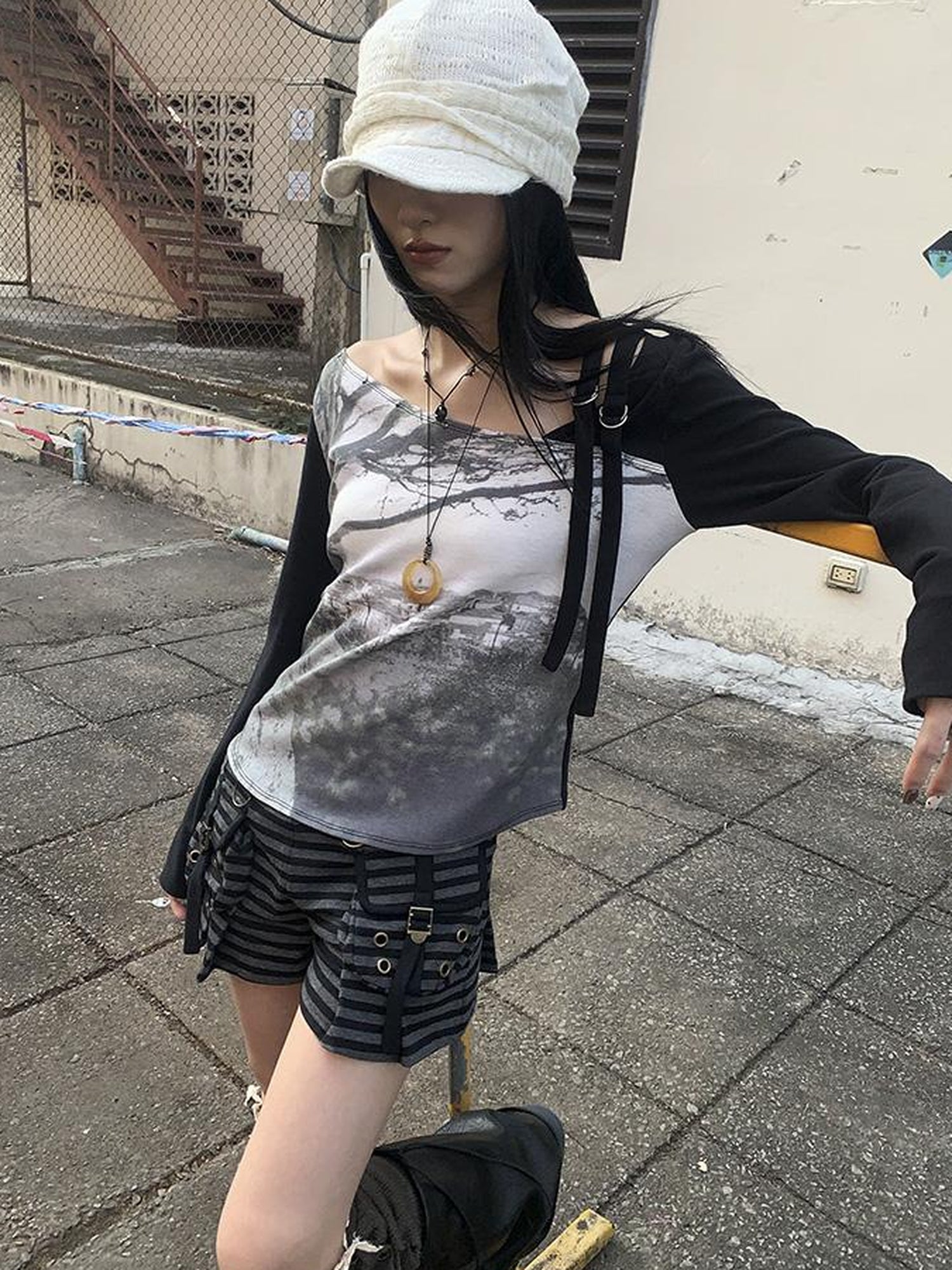 Updateang project Vintage Print Patchwork Sleeve Tee