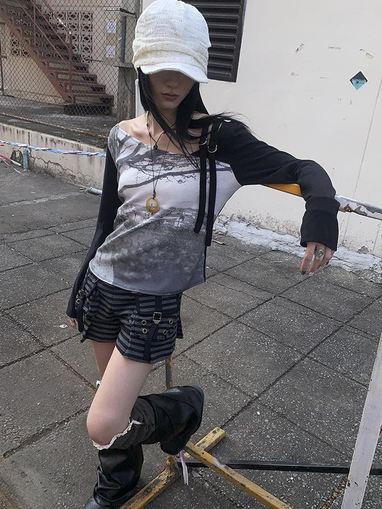 Updateang project Vintage Print Patchwork Sleeve Tee
