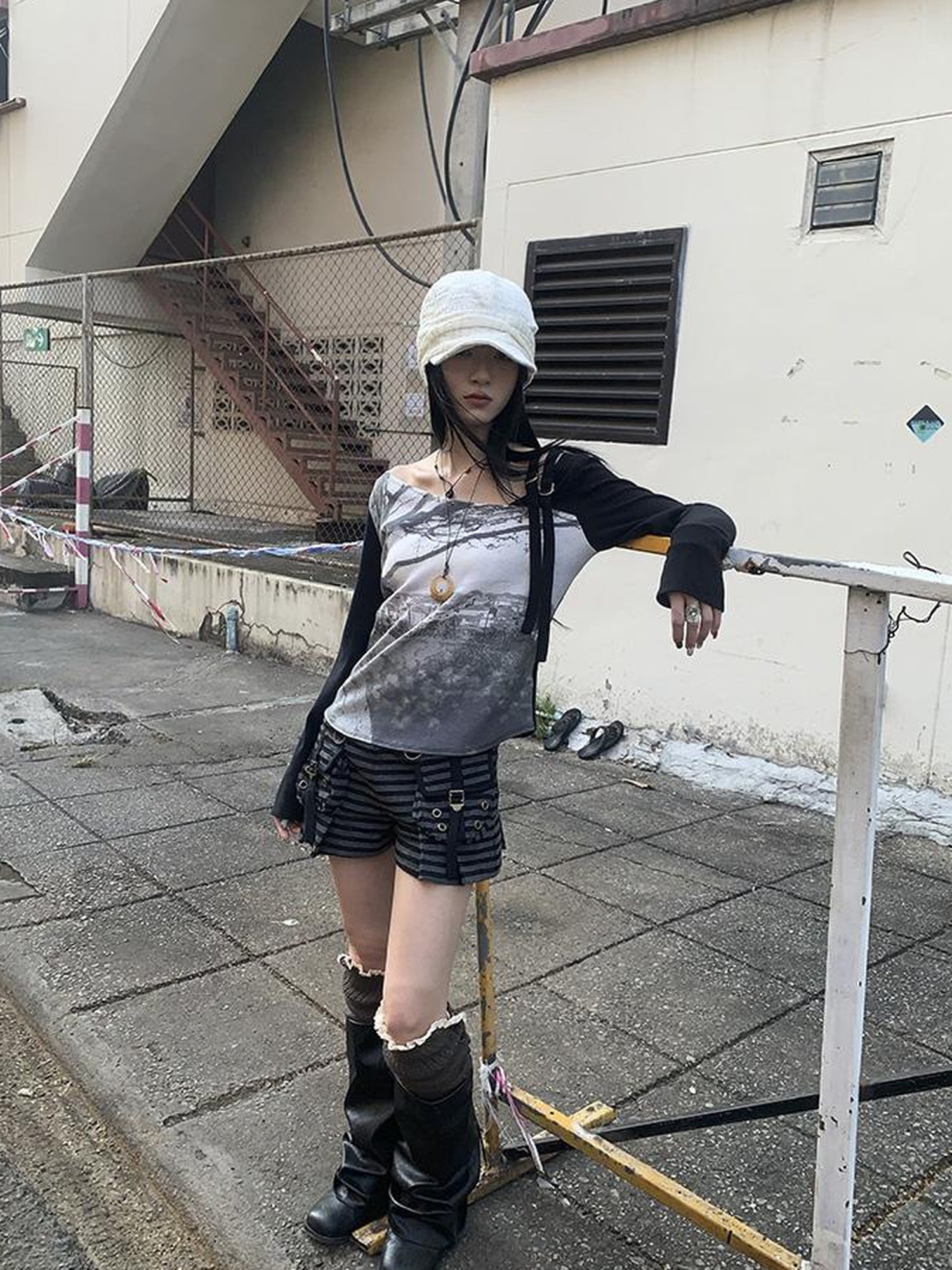 Updateang project Vintage Print Patchwork Sleeve Tee